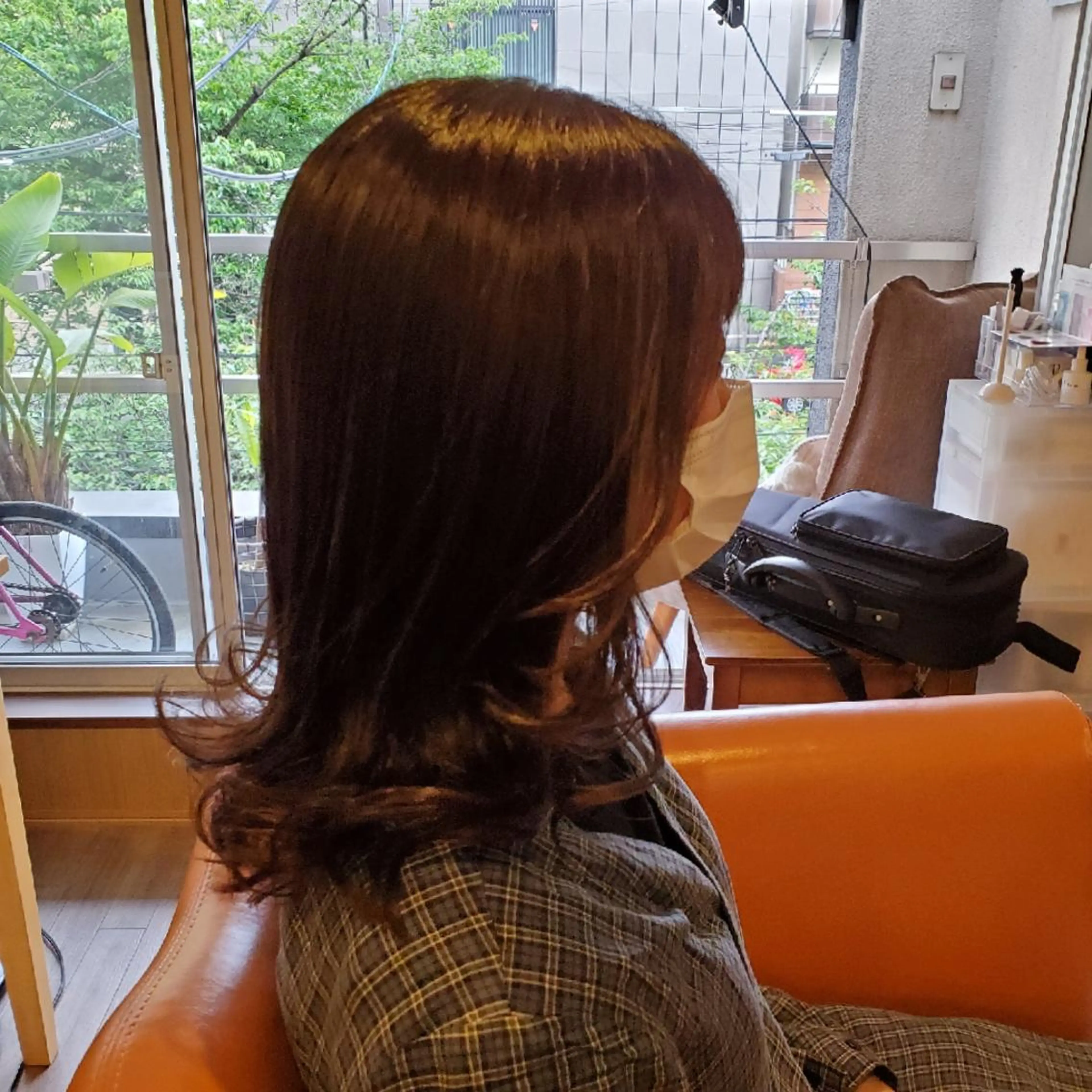 セミロング 外国人風カラー トリートメント 酸熱トリートメント カット トリートメント spa hair ark 富井直美のヘアスタイル