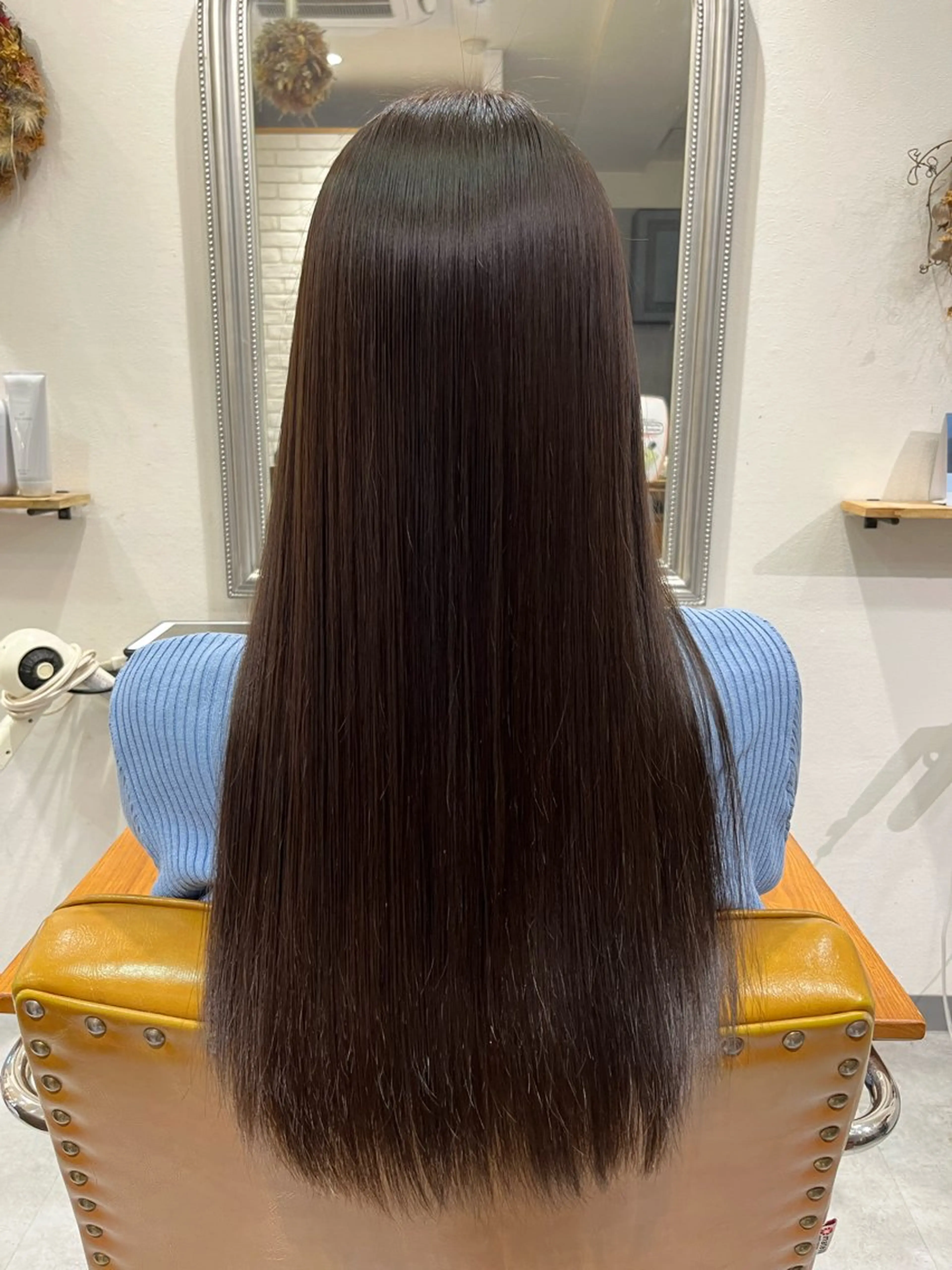 ロング カラー ハイライトカラー ハイライト 髪質改善 縮毛矯正 トリートメント Hello Design Coconeel所属・髪質改善アンジュール かのんのヘアスタイル