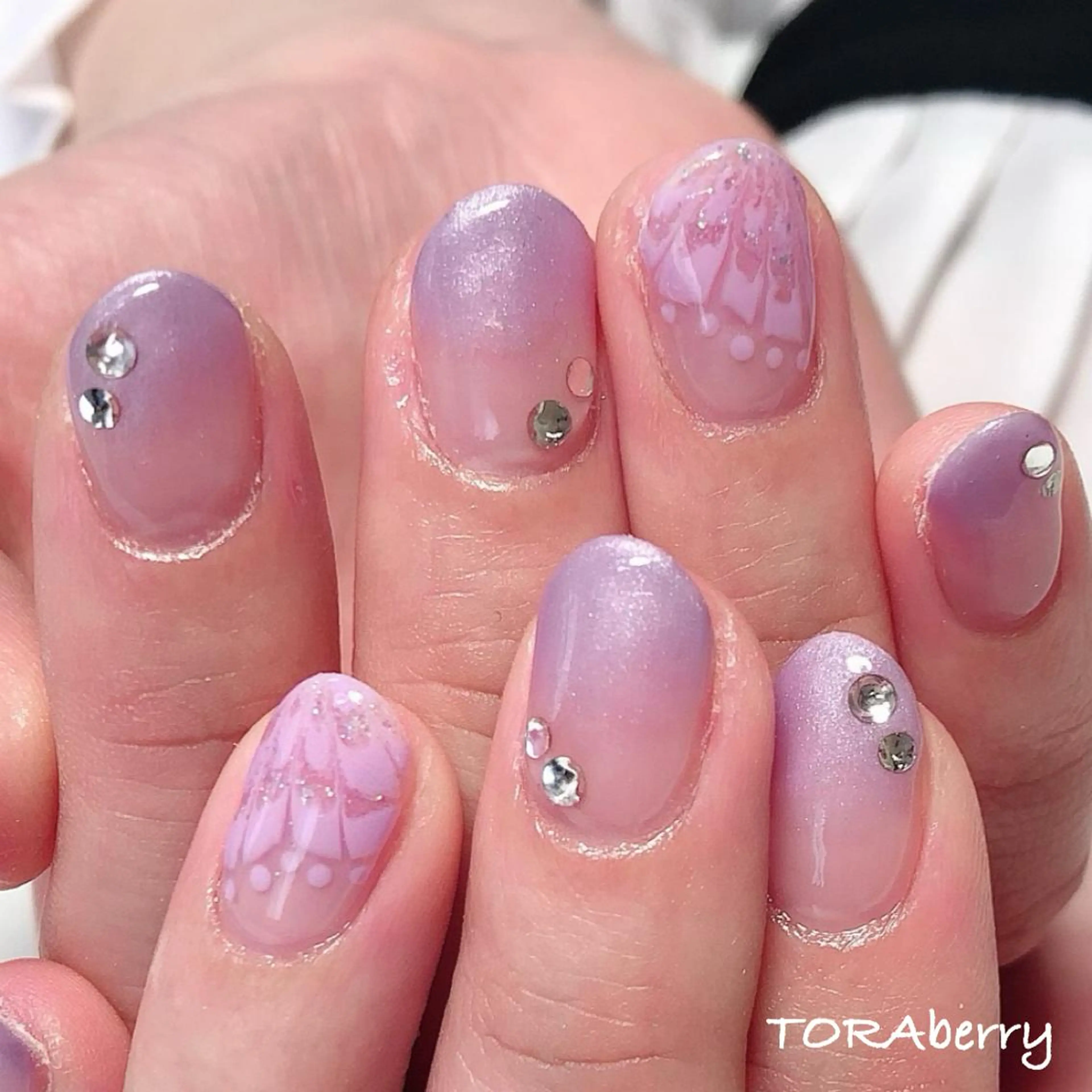 ネイル ピーコックネイル ハンドネイル ネイリスト なつみのネイルデザイン