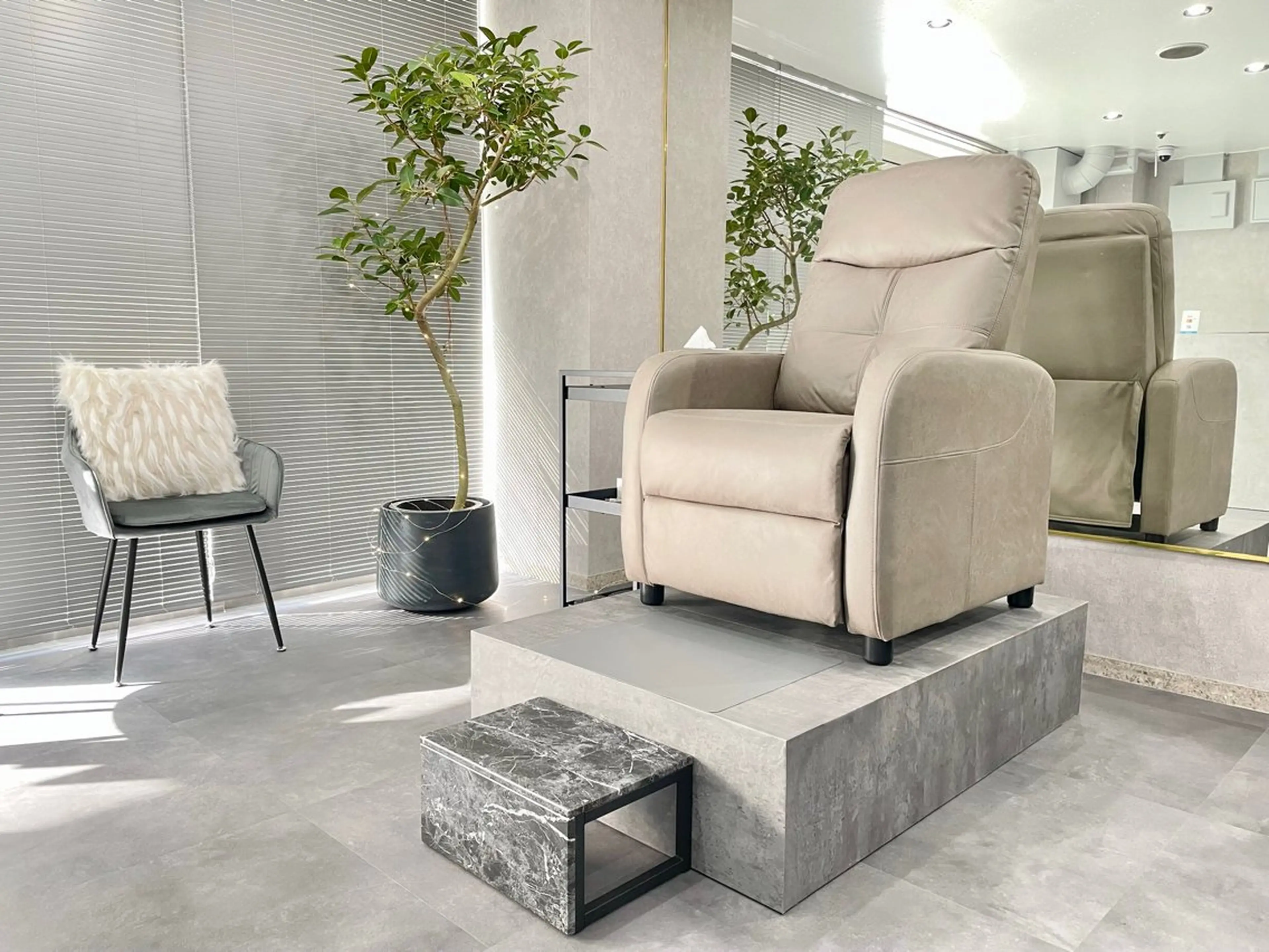 ネイル &Nail: アンドネイルコロンのネイルデザイン