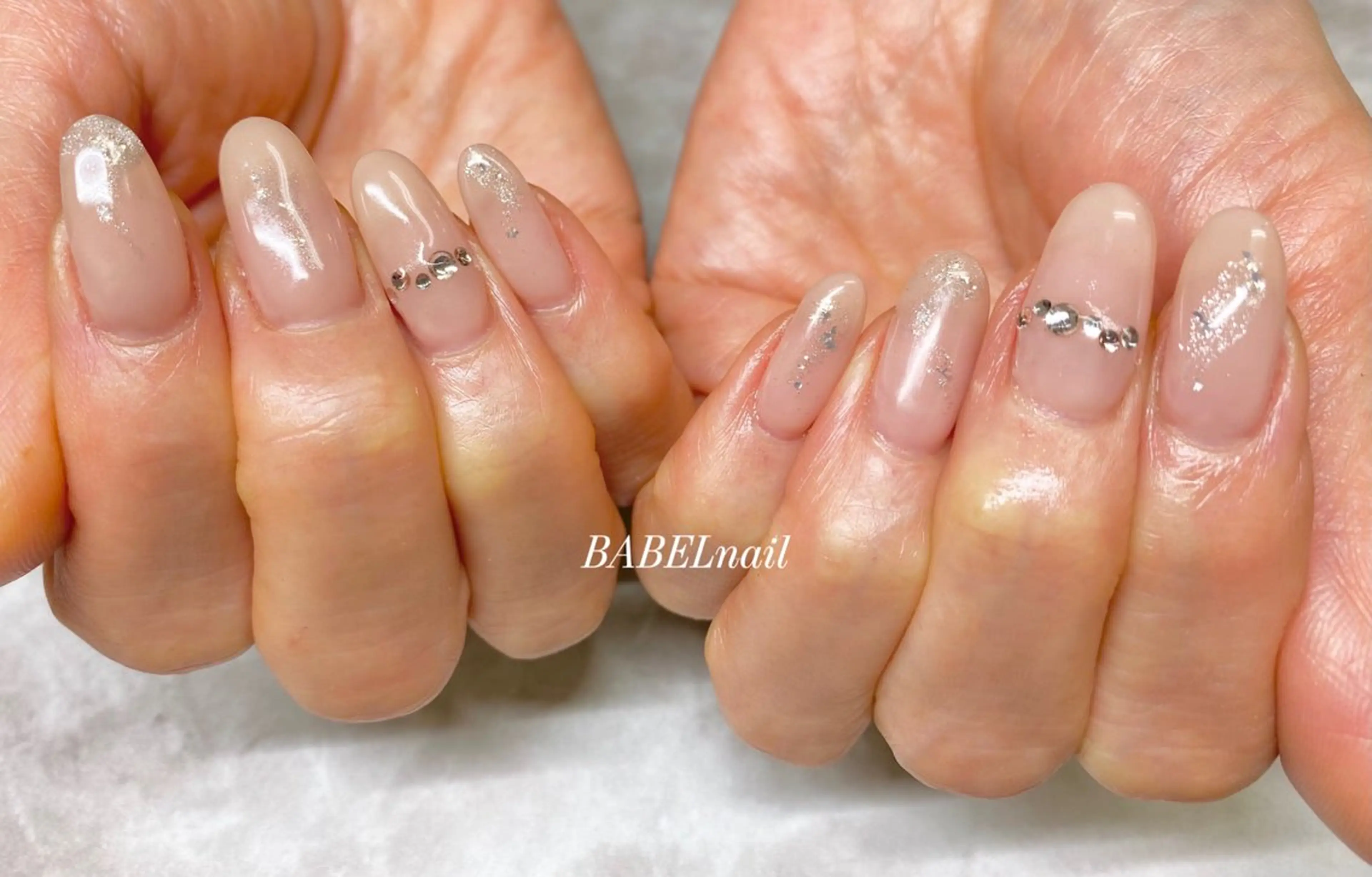ネイル アートネイル ジェルネイル 韓国ネイル オフィスネイル ショートネイル ハンドネイル BABELバベル所属・江戸川橋✨BABEL 【バベル】大人可愛いのネイルデザイン