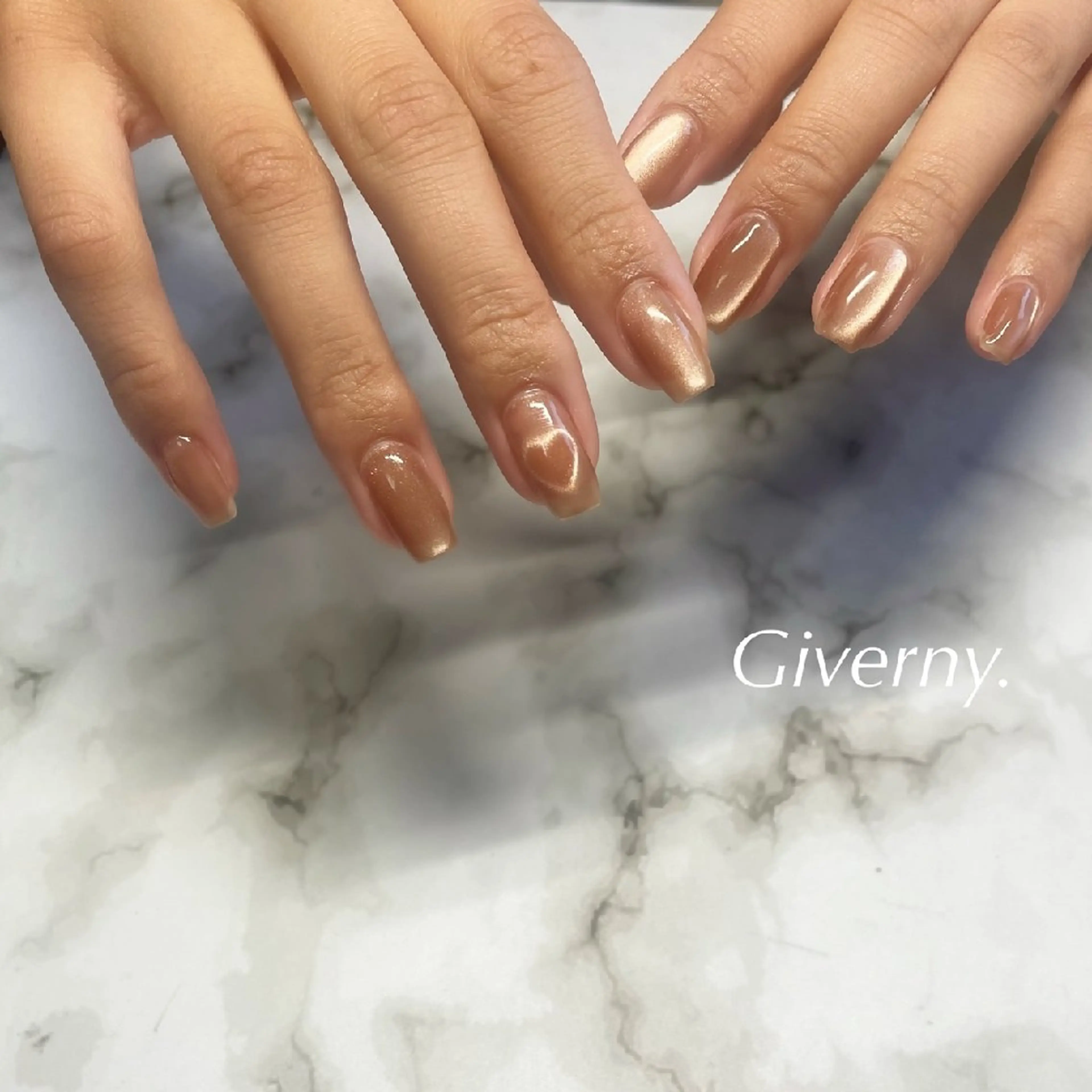 ネイル ハート マグネットネイル ハンドネイル Giverny .のネイルデザイン