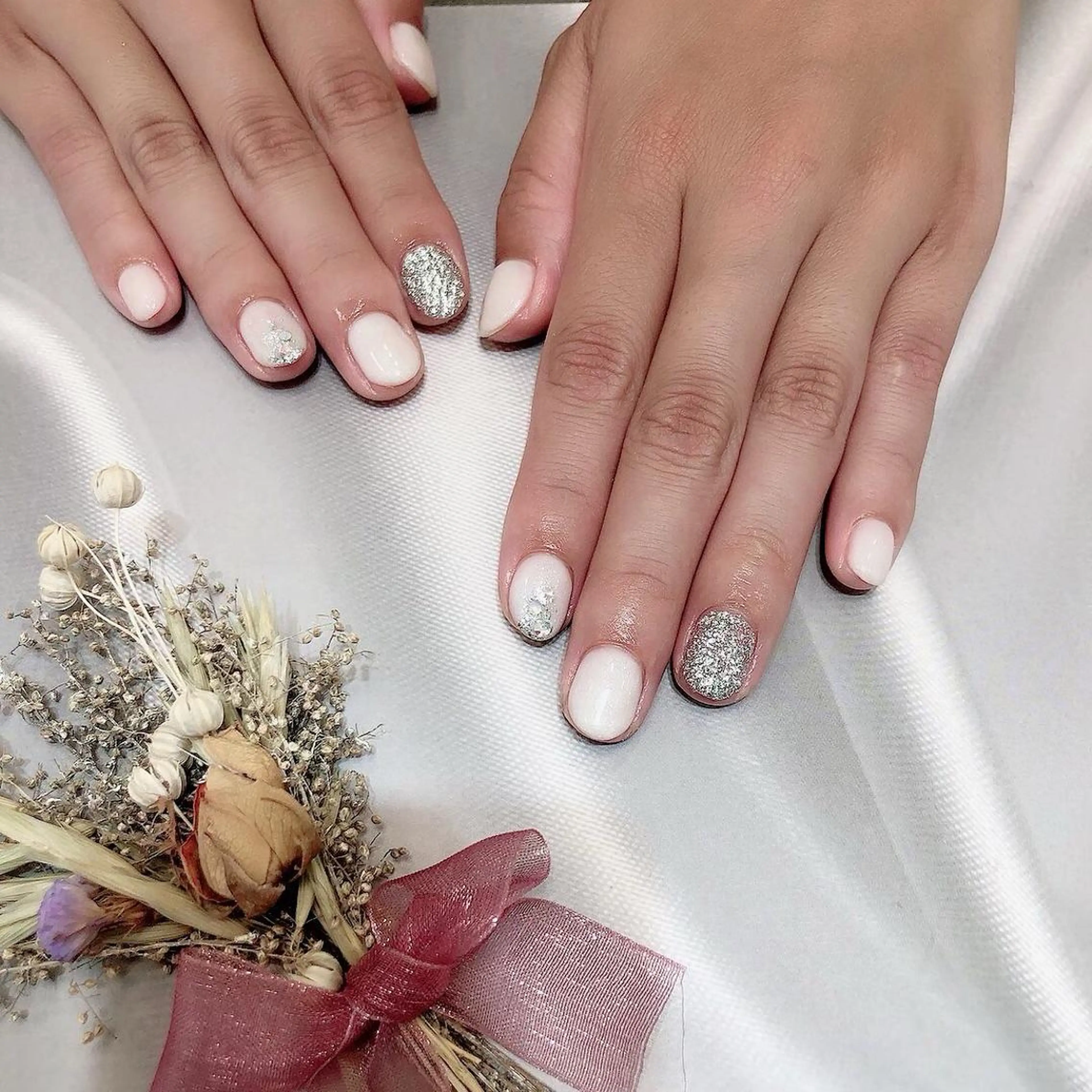 ネイル アートネイル ジェルネイル キラキラネイル オフィスネイル ショートネイル ♾nail 恵美のマツエク・マツパデザイン