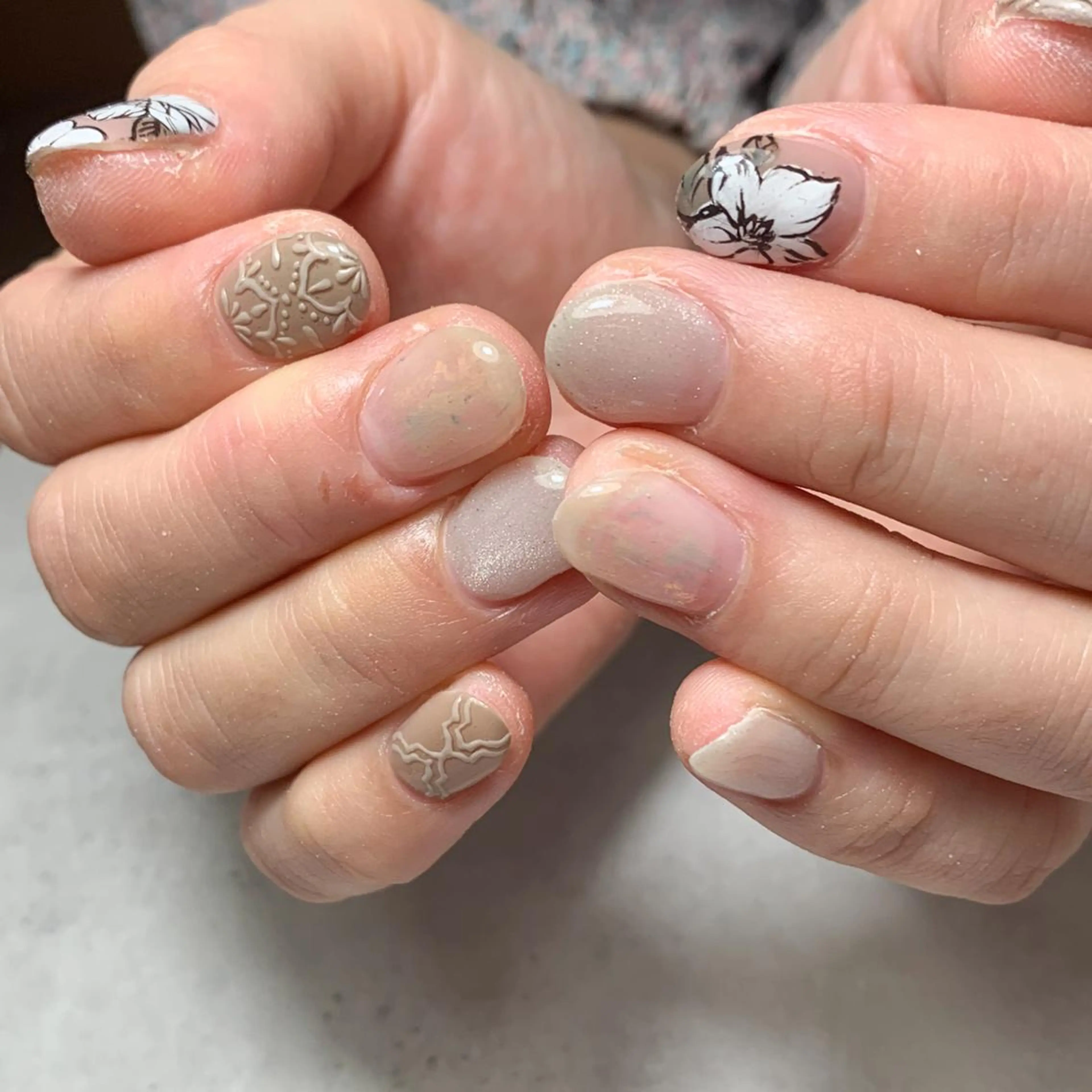 ネイル atelier　FIORITURA所属・FIORITURA aiのネイルデザイン