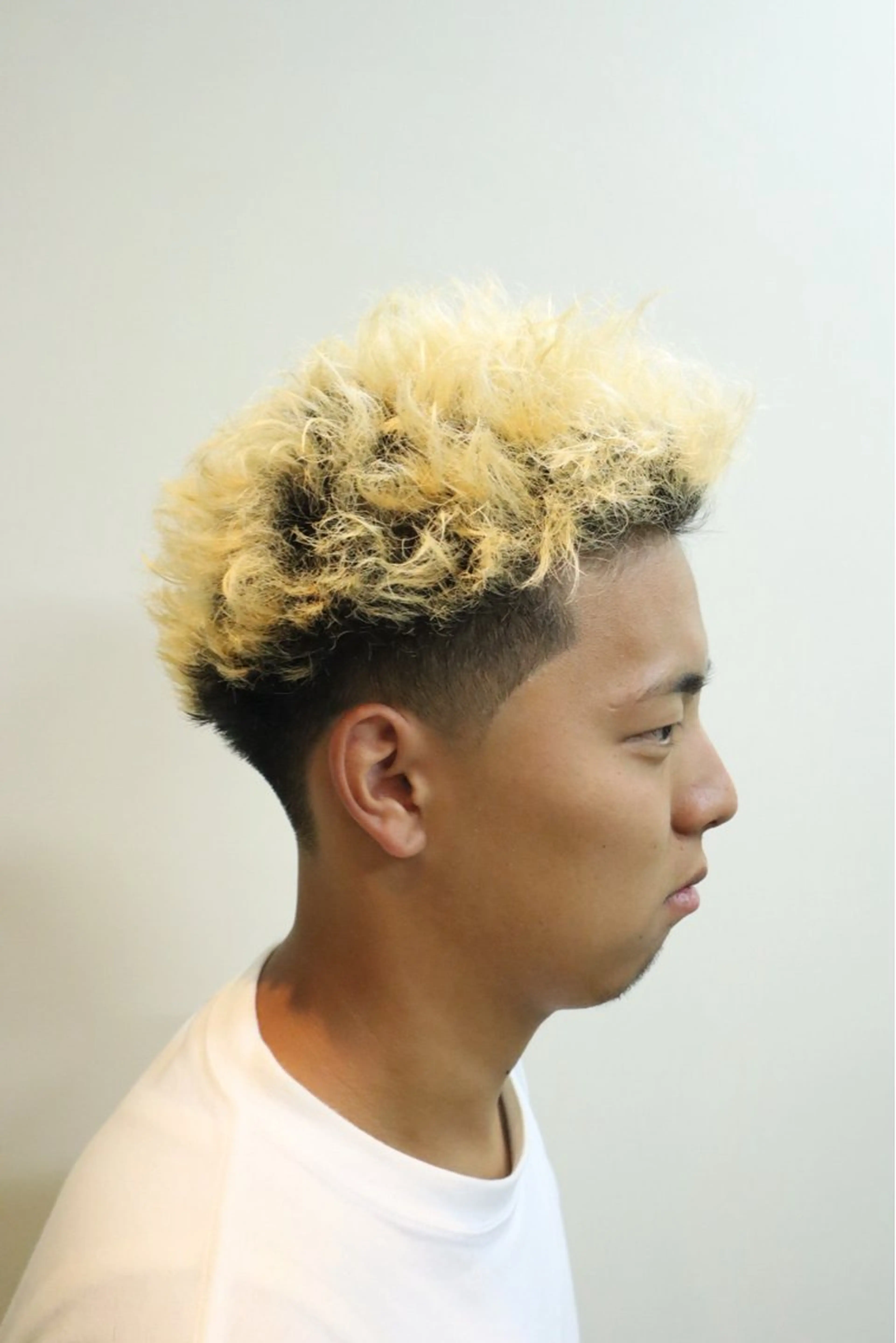 ショート パーマ メンズ フェードカット 2H barbershop所属・- ＭＡＹＵＫＯのヘアスタイル