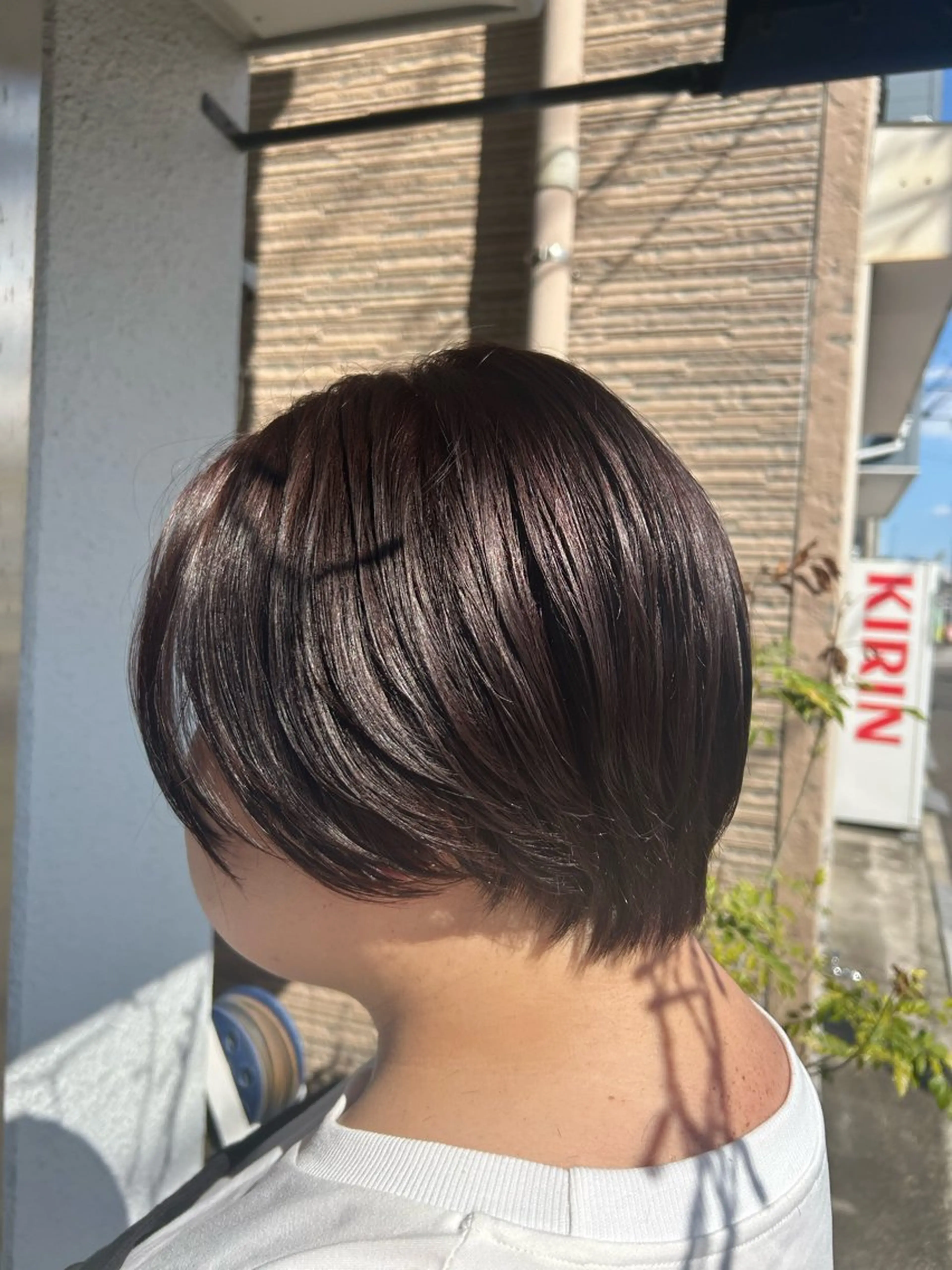 ショート ピンクブラウン Lis blanc所属・しみずゆさ/所沢 モデル様募集中🤍のヘアスタイル