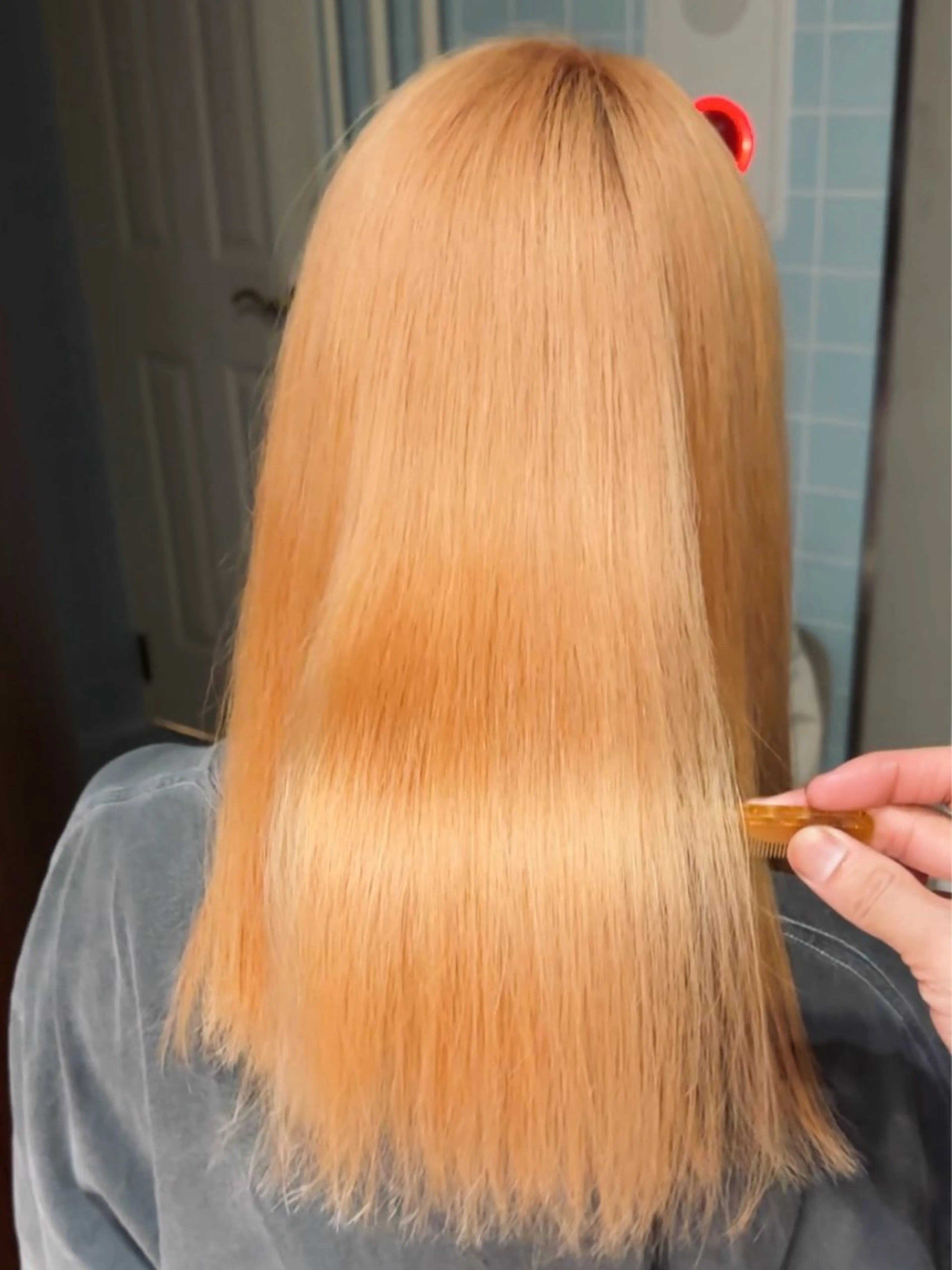 ミディアム カラー ブリーチ ハイトーンカラー オレンジ ウルフ/レイヤー/ 渋谷🔮Yudaiのヘアスタイル