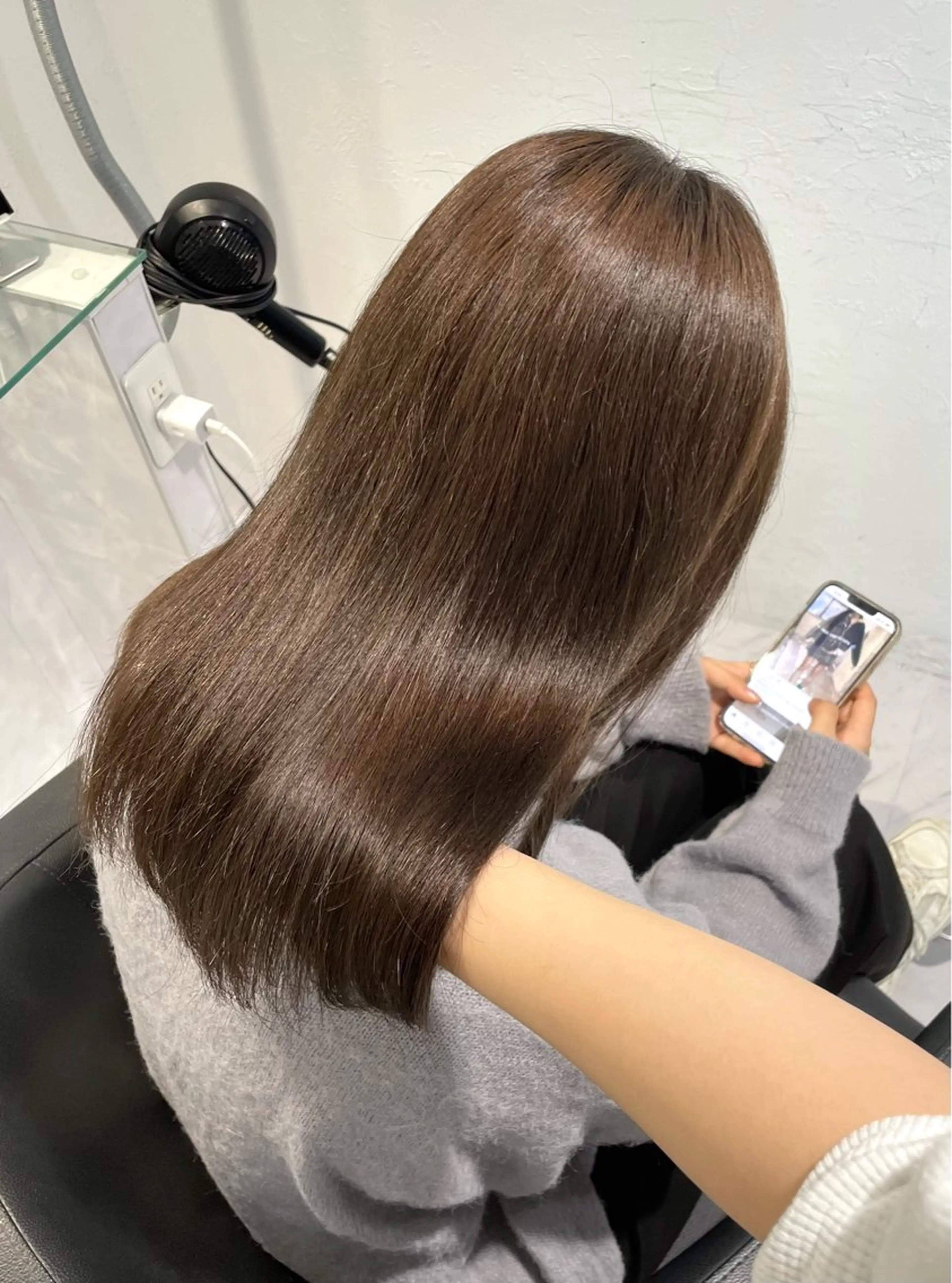 ミディアム カラー ブリーチ 透明感カラー ダブルカラー ブリーチなしカラー 表参道♡暗髪^ྀི 艶カラー♡アユミのヘアスタイル