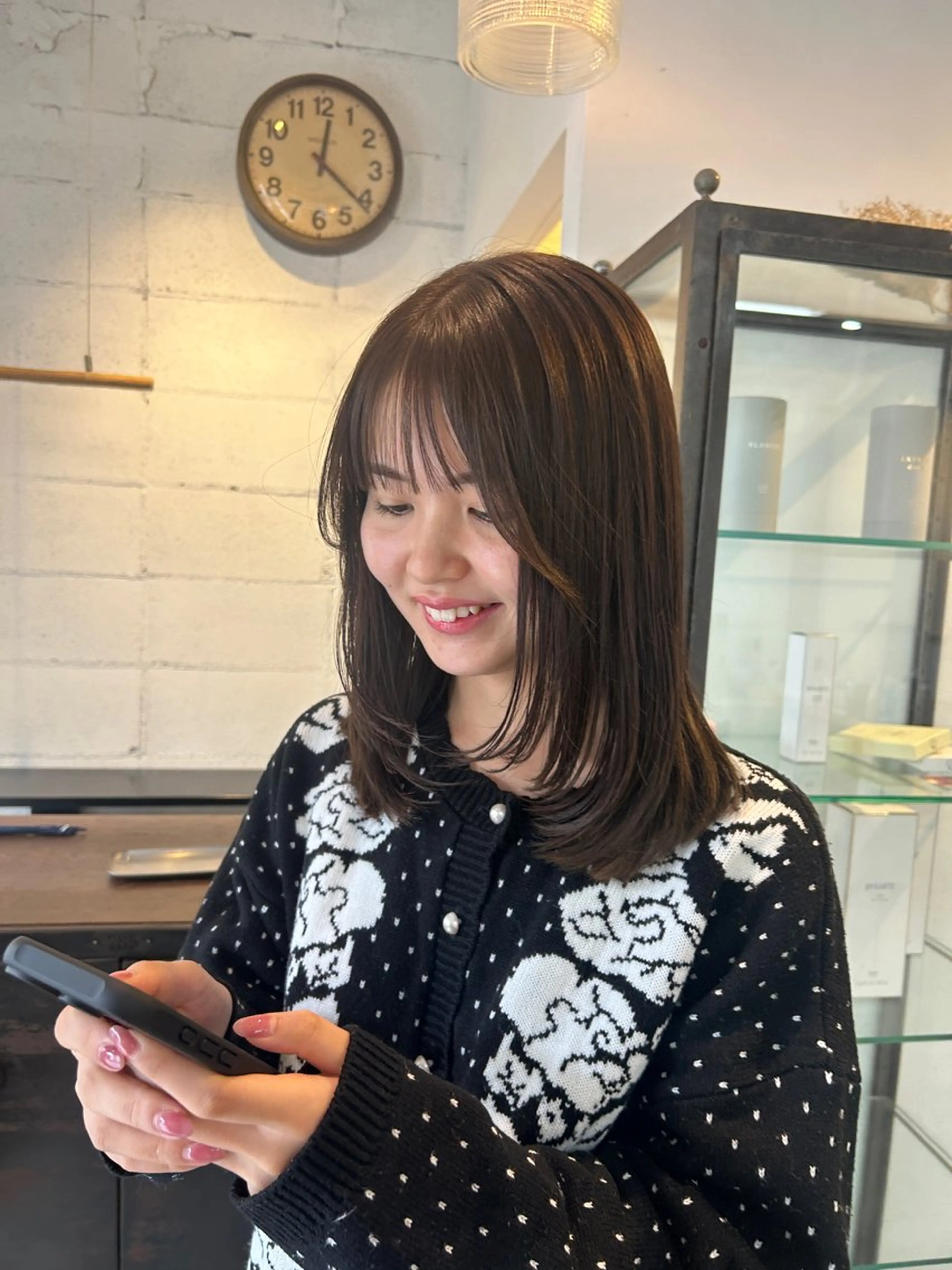 セミロング 顔まわりレイヤー 顔周りカット レイヤーカット 似合わせカット kauti 池袋店所属・メンズカット🍀 かねだしおりのヘアスタイル