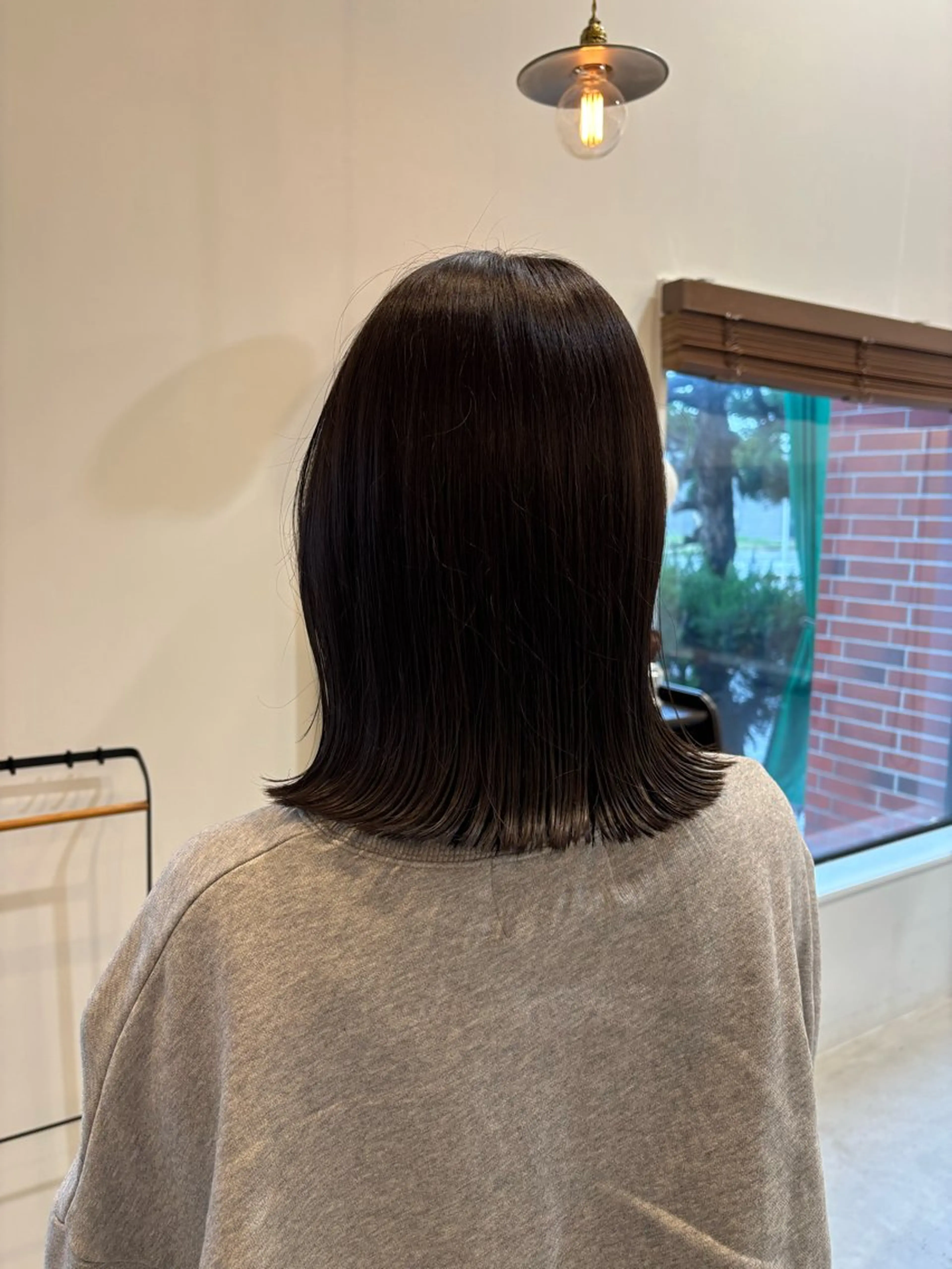 カラー 牧野 花夏のヘアスタイル