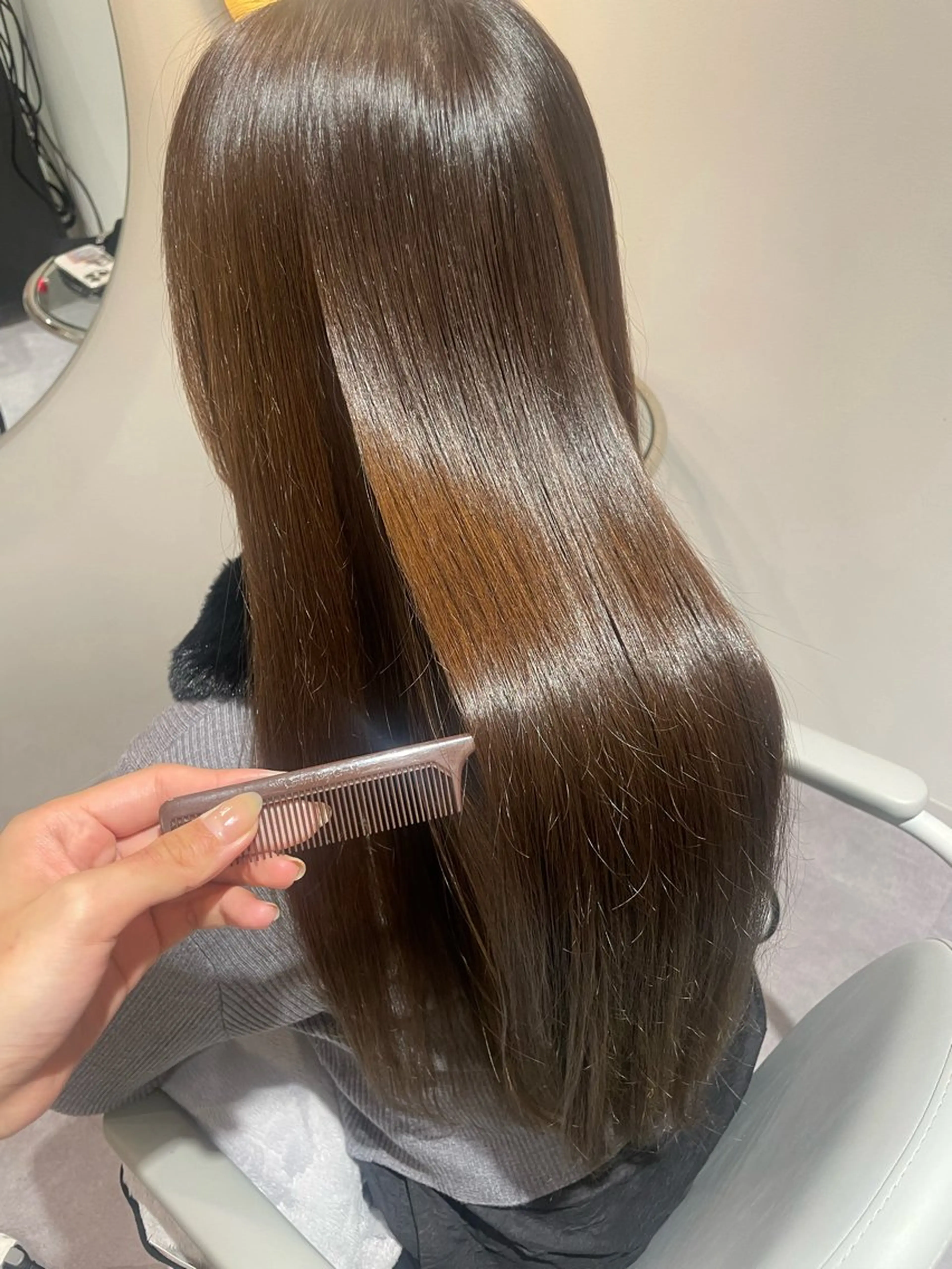 ロング 廣岡 采音のヘアスタイル