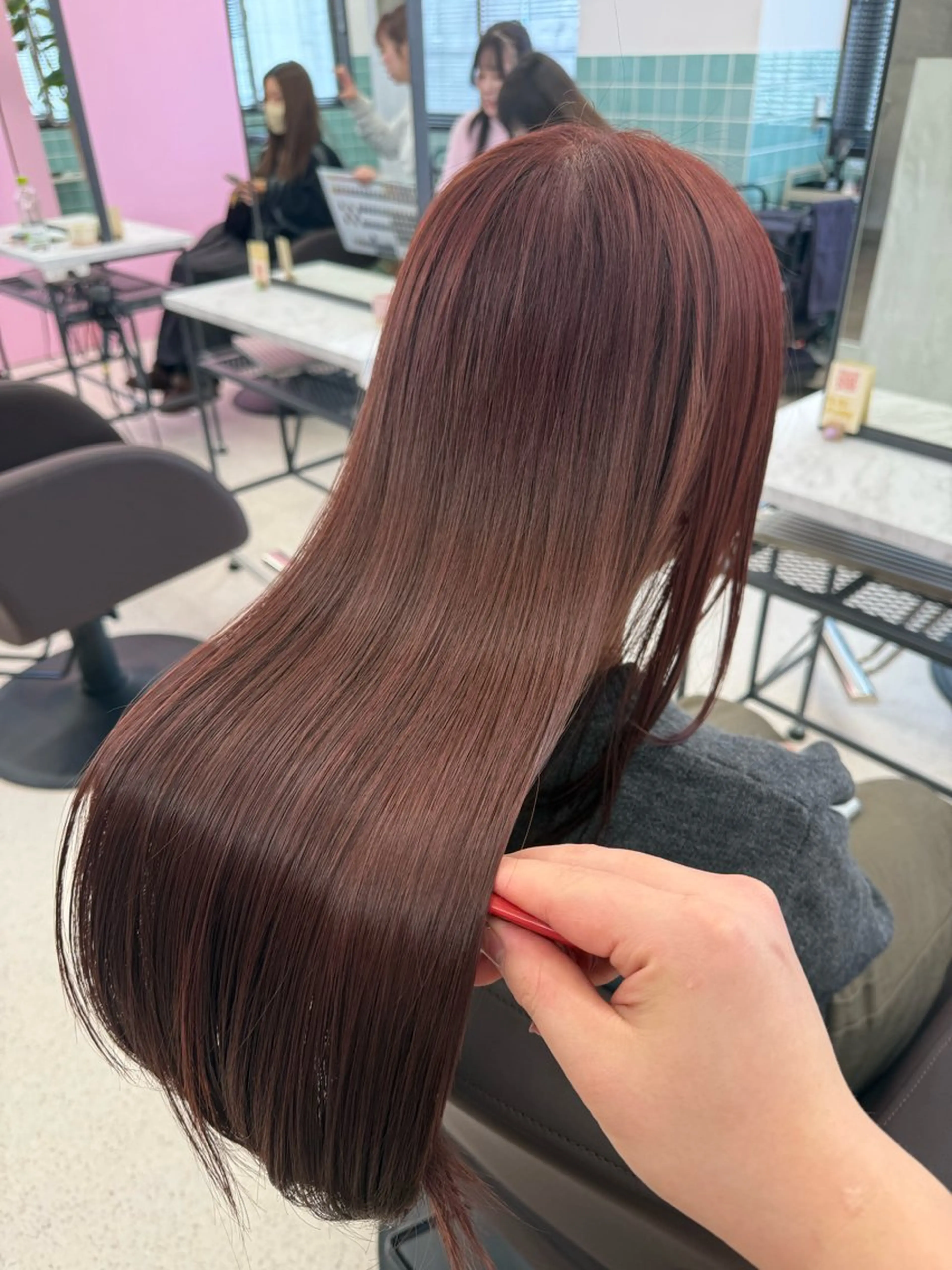 ロング カラー ブラウンカラー ピンクカラー ピンクブラウン レッドカラー カット ヘアカラー トリートメント REN /名駅のヘアスタイル