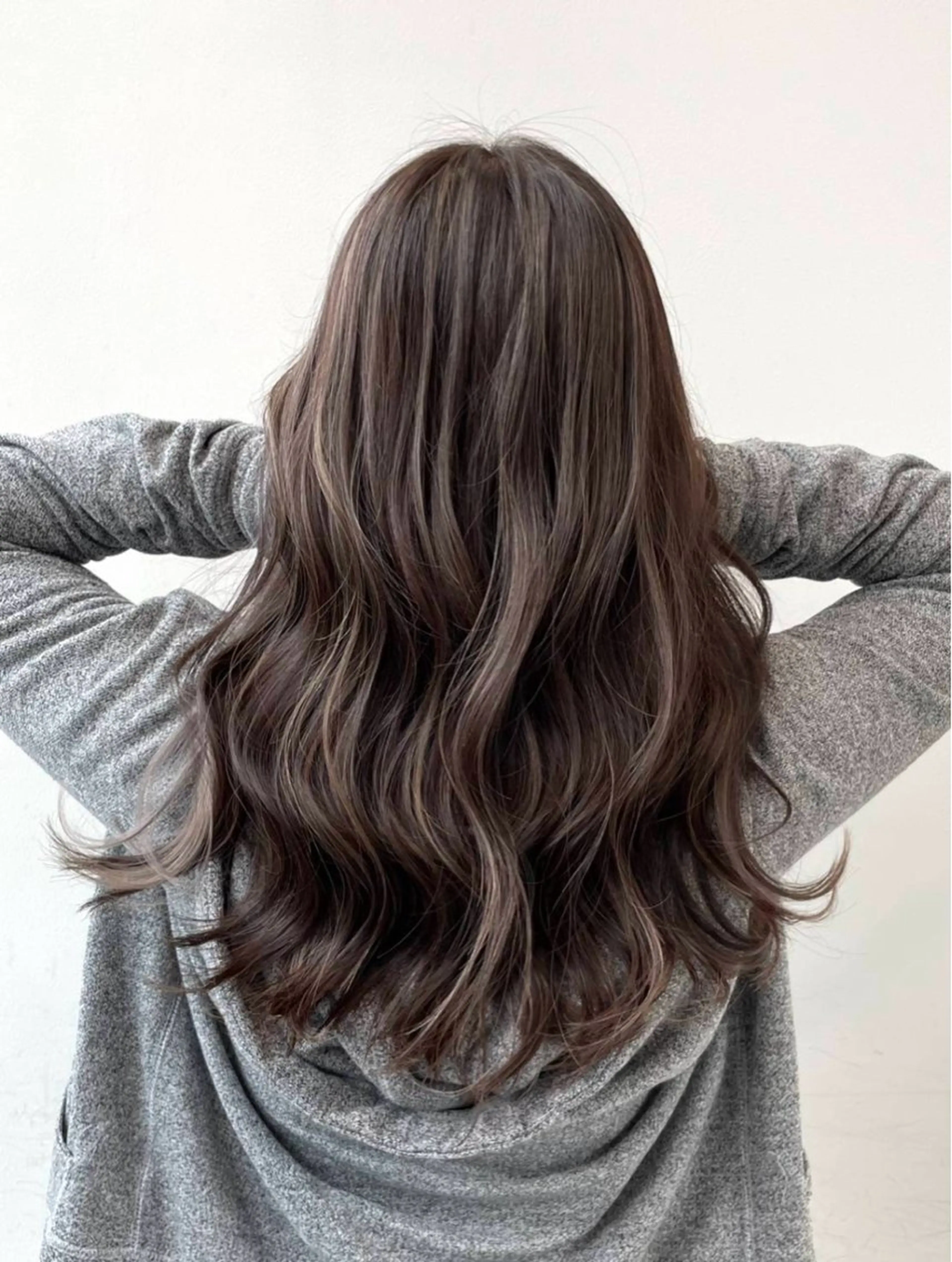 セミロング カット ヘアカラー トリートメント Cielo by Siestaのヘアスタイル