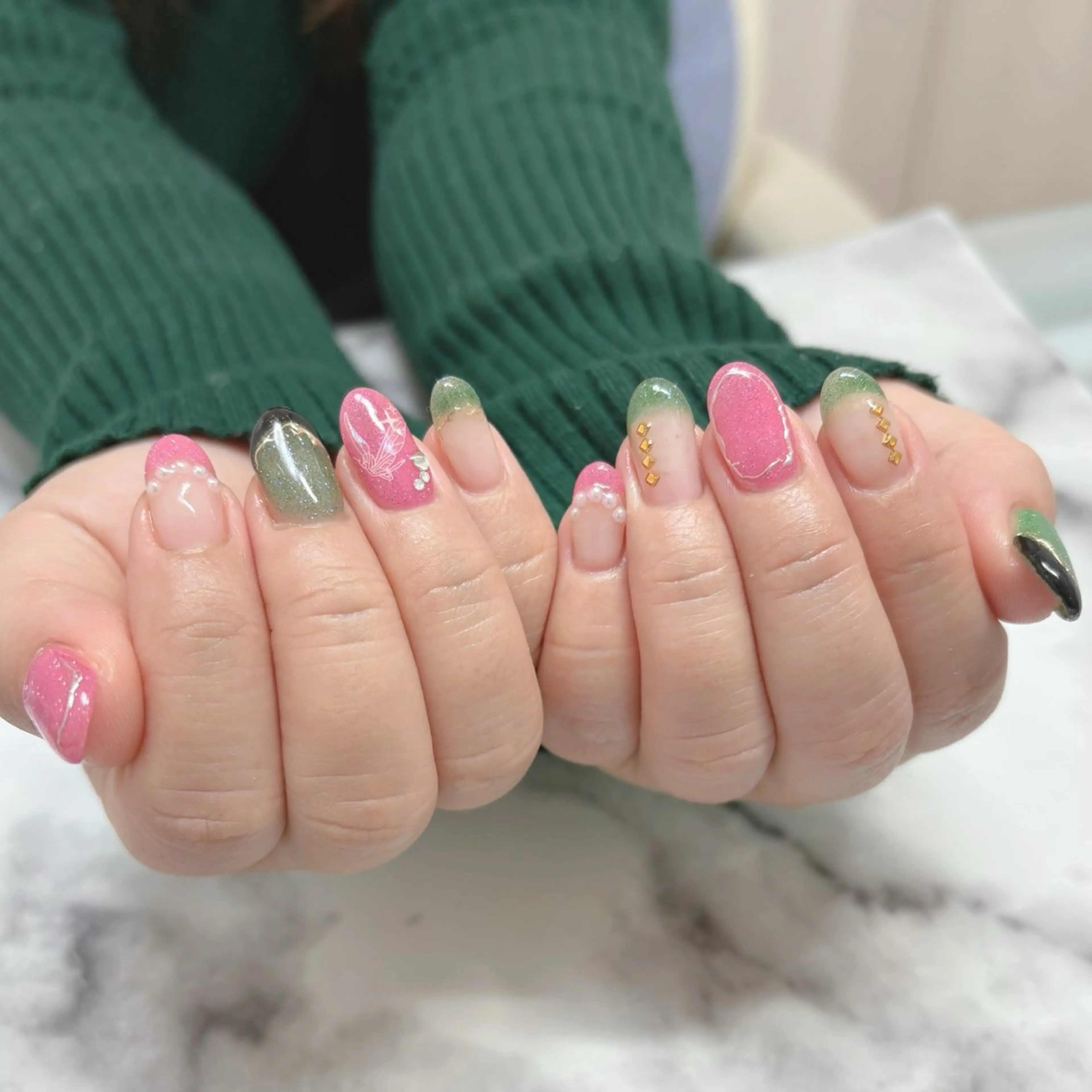 ネイル ハンドネイル ネイルサロン KURIKINDIのネイルデザイン