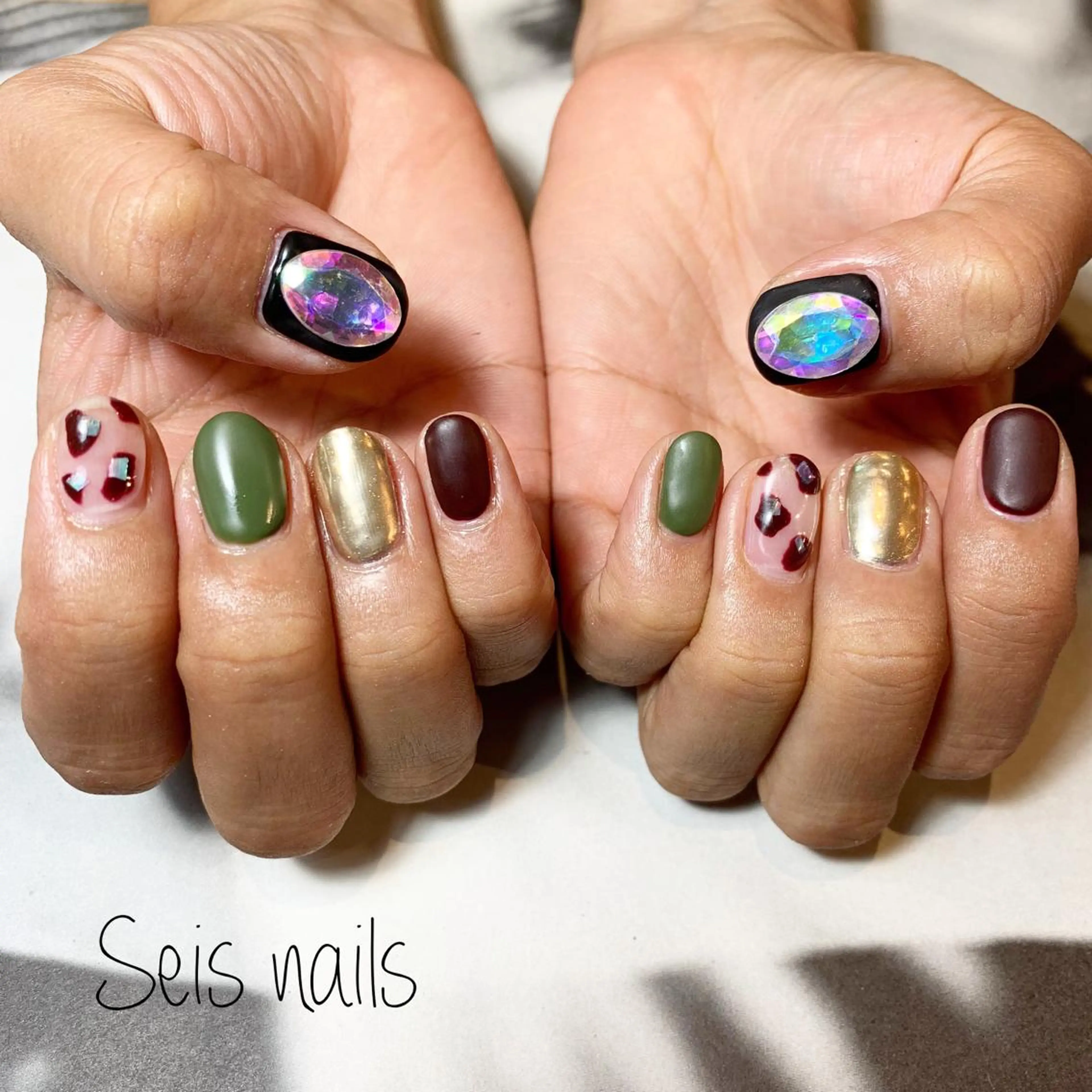 ネイル Seis Shihoのネイルデザイン