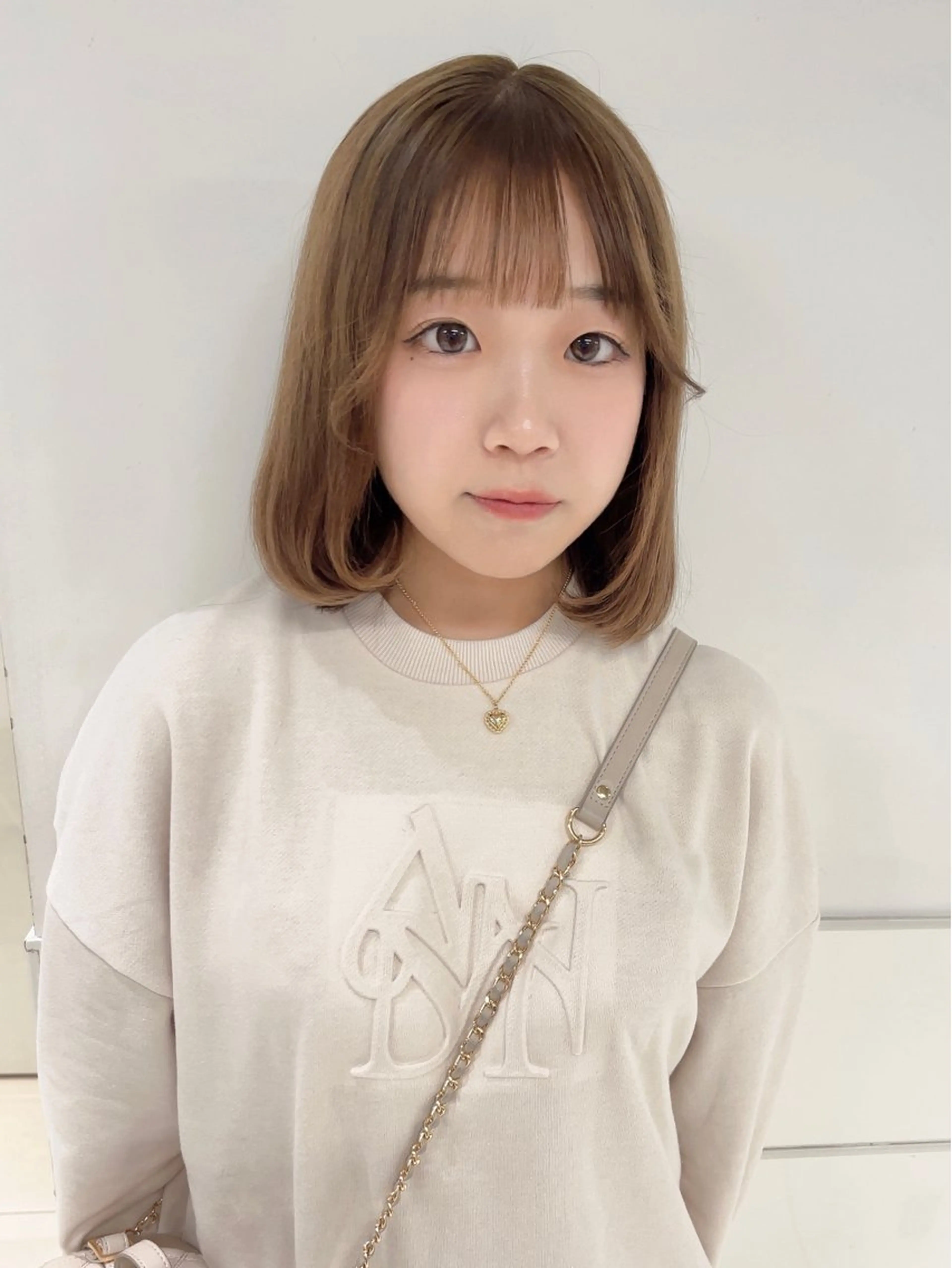 ミディアム カラー ベージュカラー りおな/エクステ /ミルクティーカラーのヘアスタイル