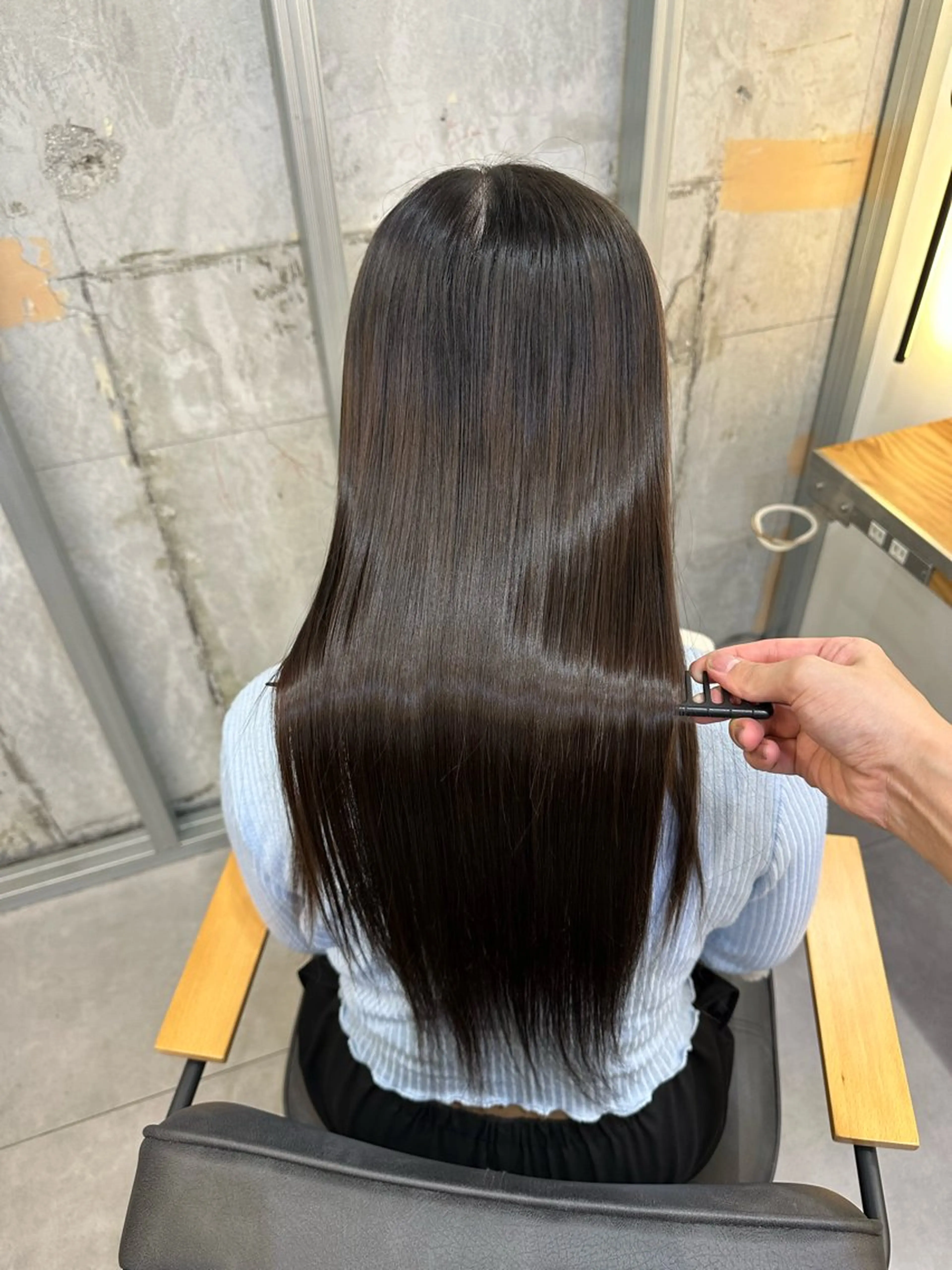 ミディアム アッシュ アッシュグレー アッシュグレージュ ボブ くびれヘア 縮毛矯正 リキ/髪質改善 /縮毛矯正🫧のヘアスタイル