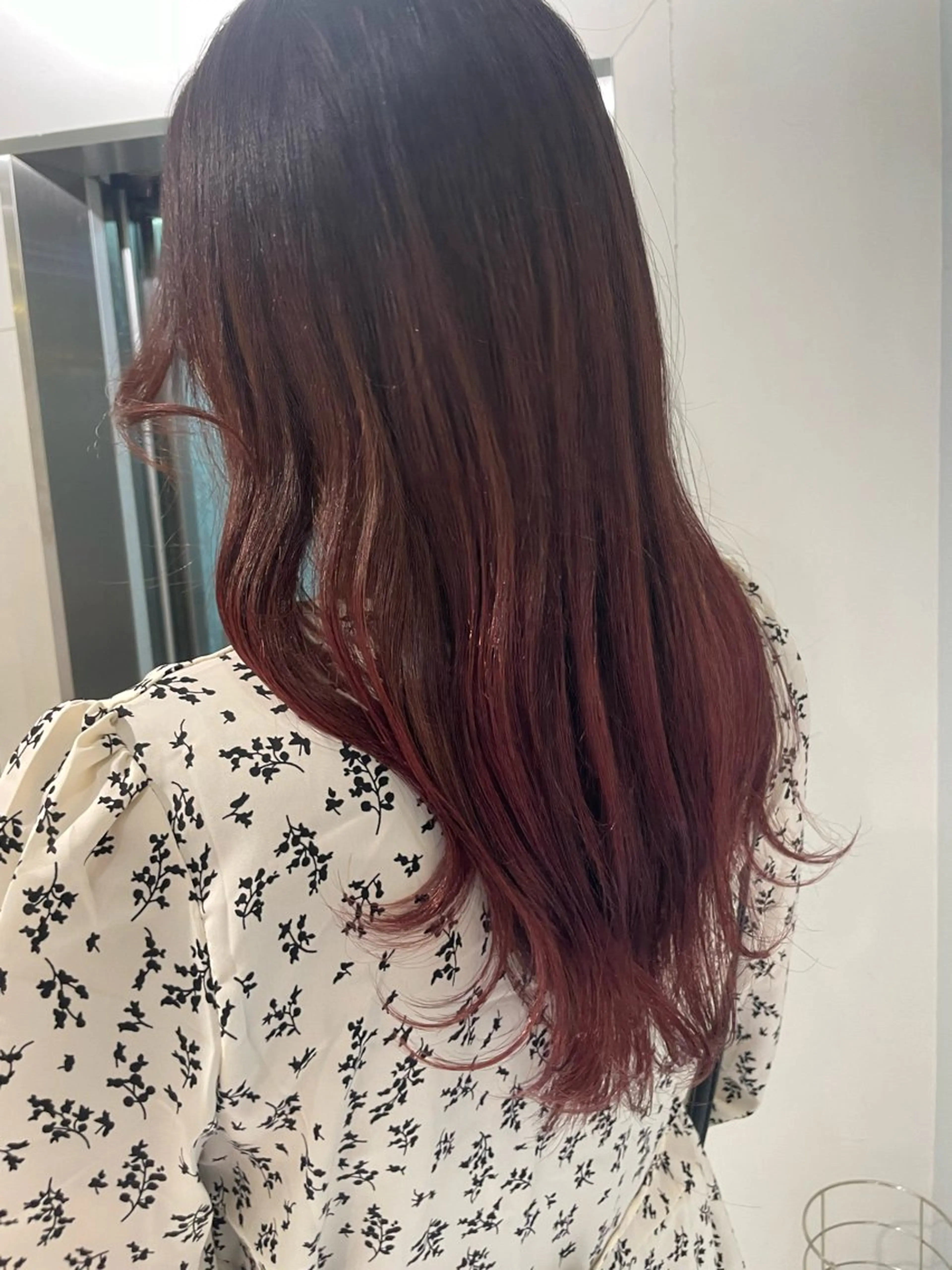 ロング ヘアカラー トリートメント 顔周り\エクステ\ 透明感カラー\まりんのヘアスタイル