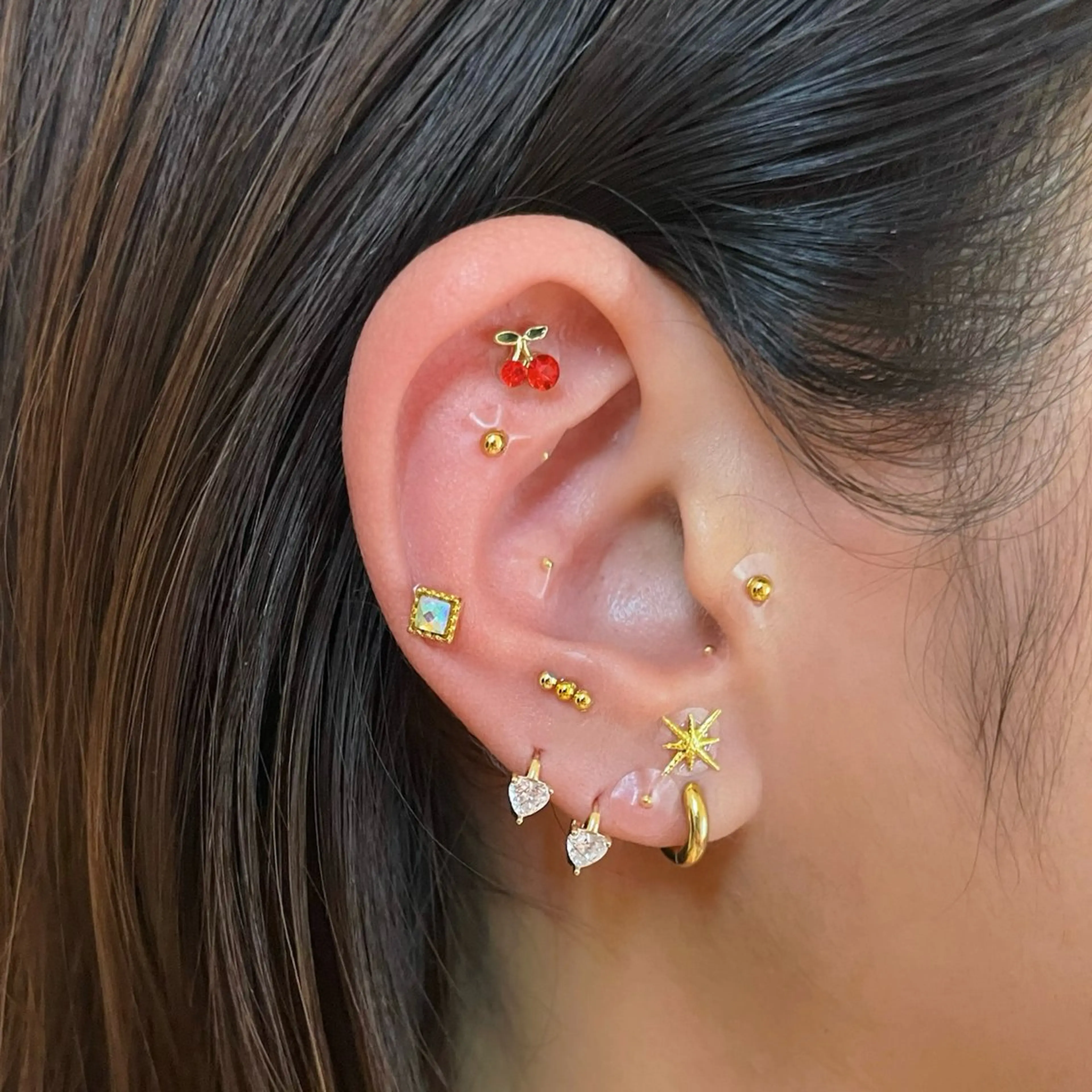 耳ツボジュエリーの写真