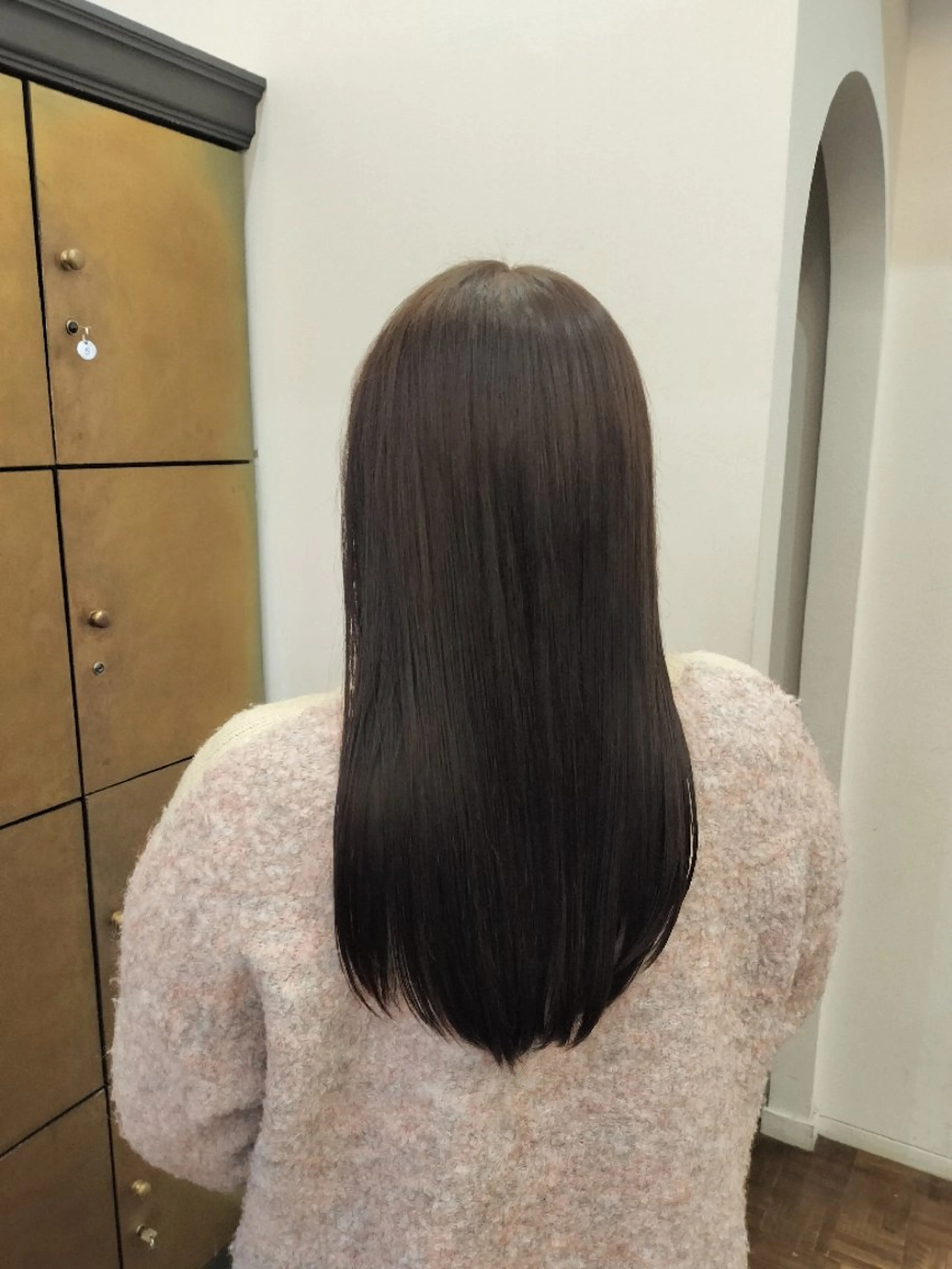 カラー ミディアム ブラウンカラー オリーブブラウン ヘアカラー トリートメント サクライ サナのヘアスタイル