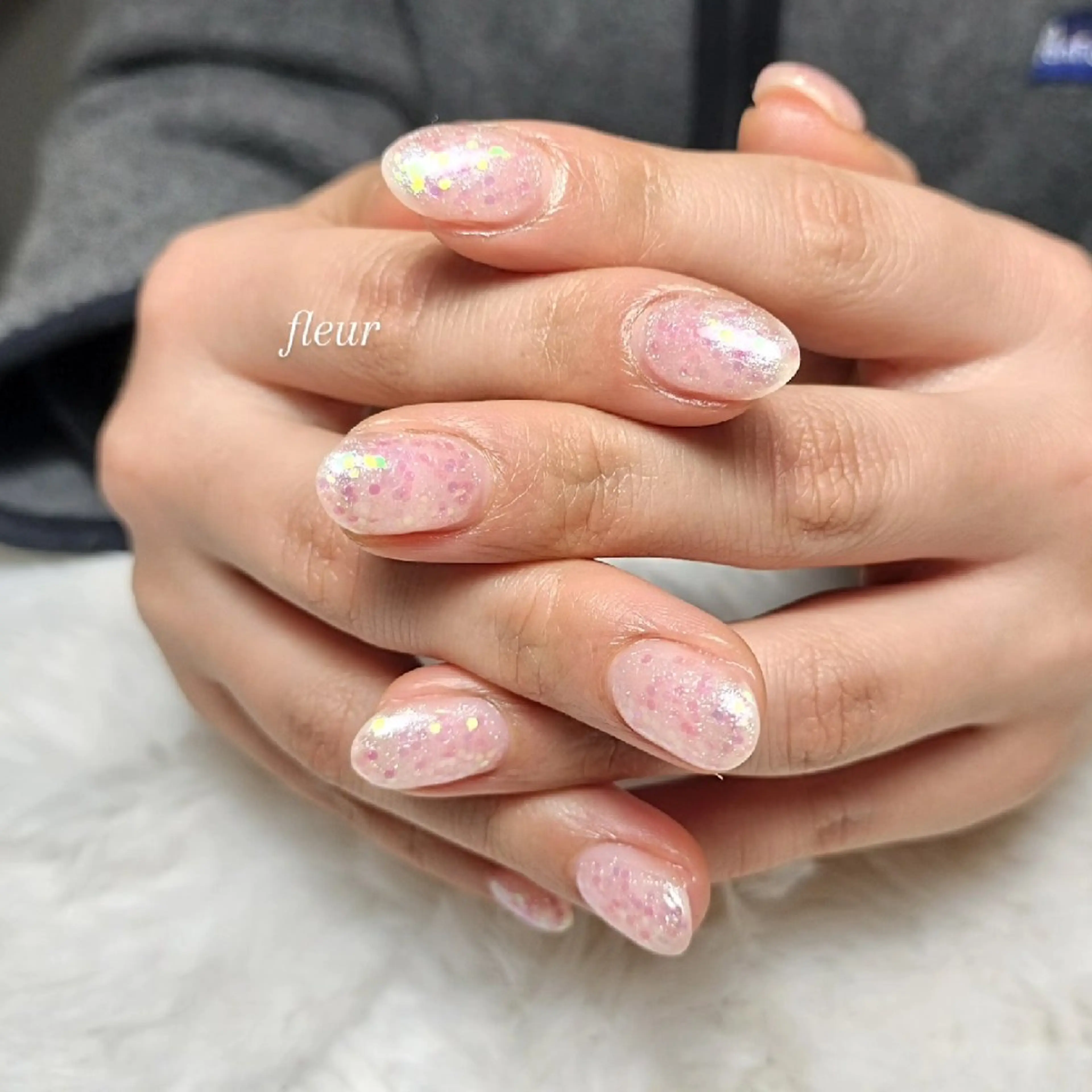 ネイル ホログラムネイル ピンク megumi. sのネイルデザイン