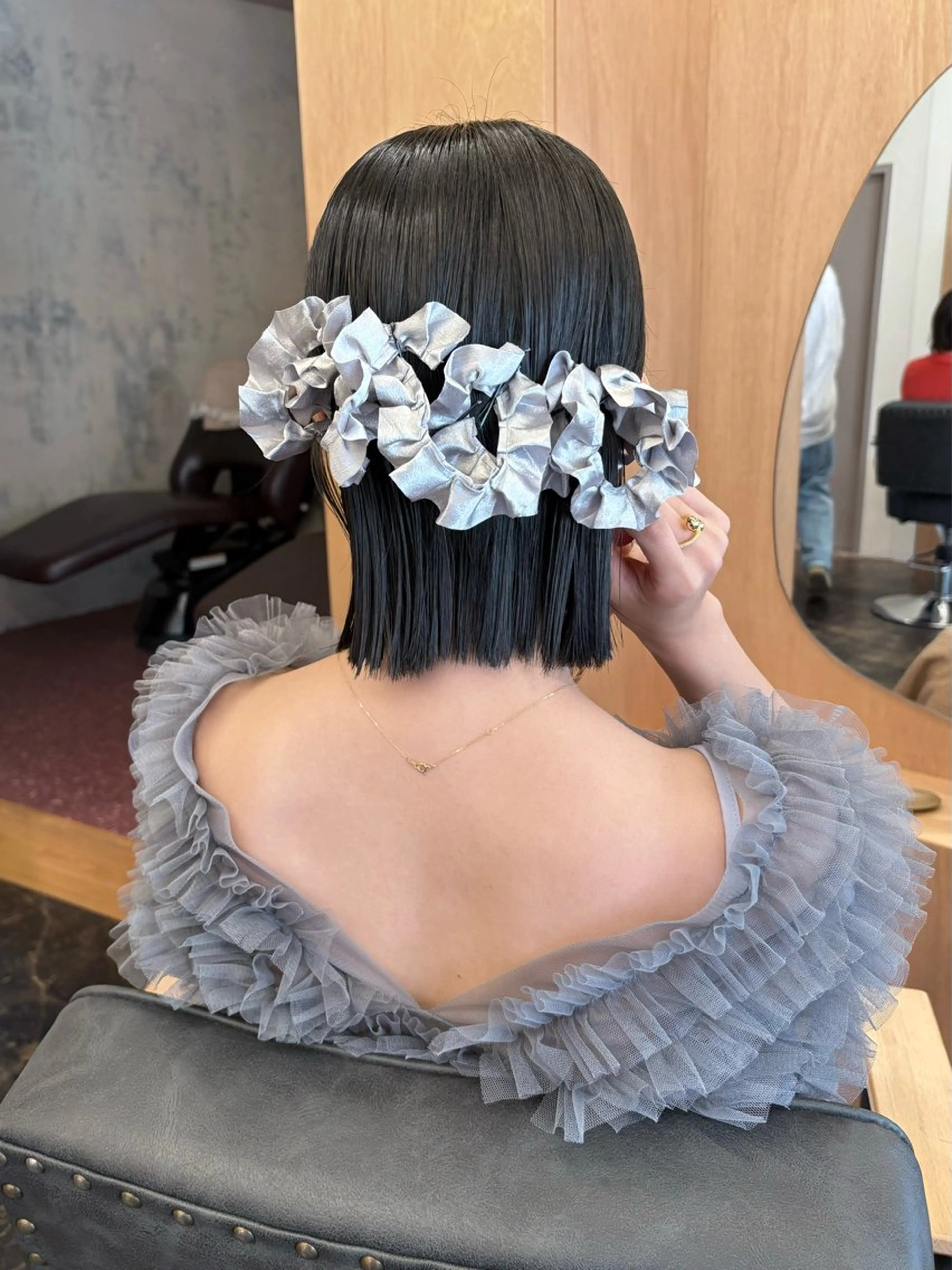 ミディアム ヘアアレンジ ヘアセット karin🌛ボブ／ 透明感たっぷりカラーのヘアスタイル