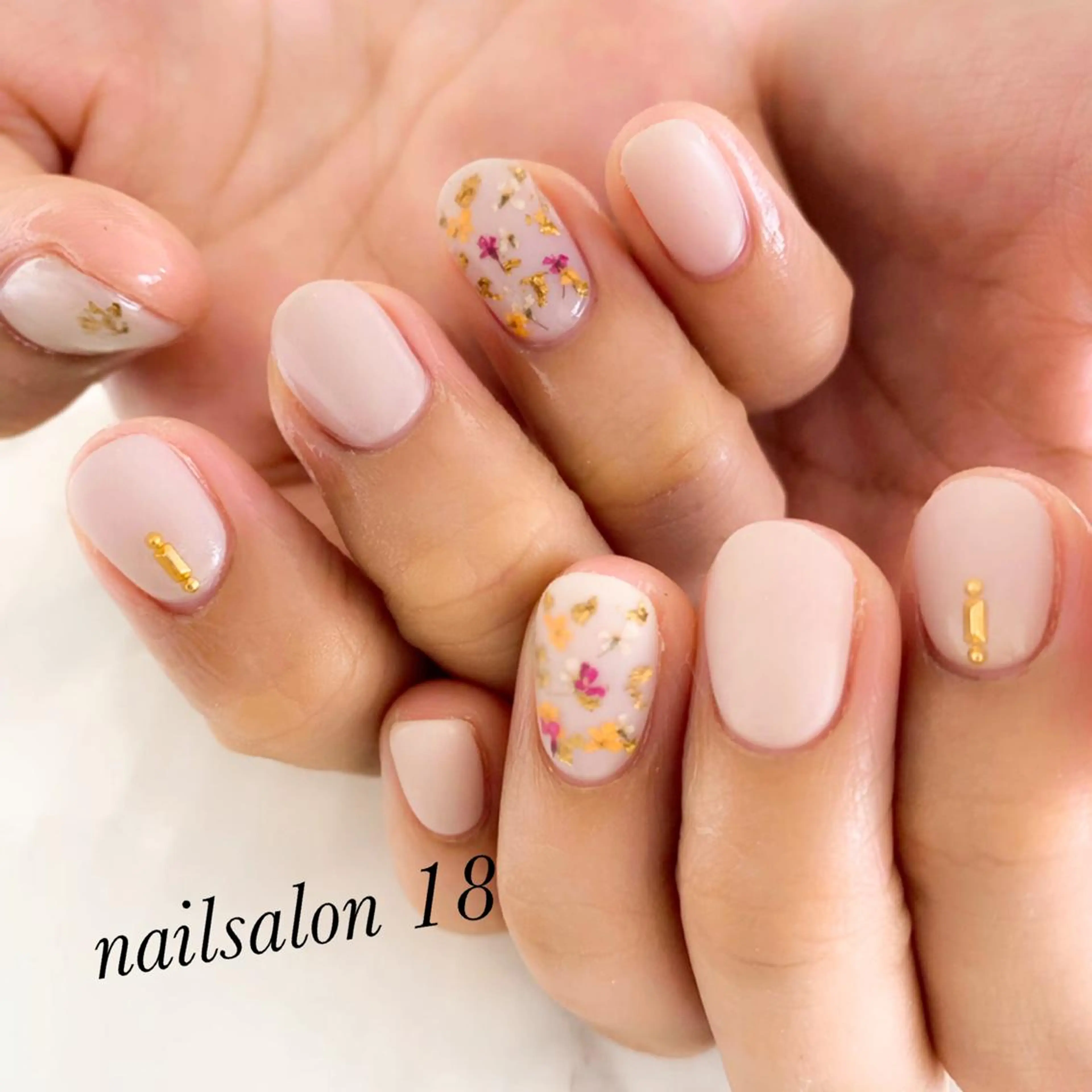 ネイル マットネイル ハンドネイル nail salon 18.のネイルデザイン