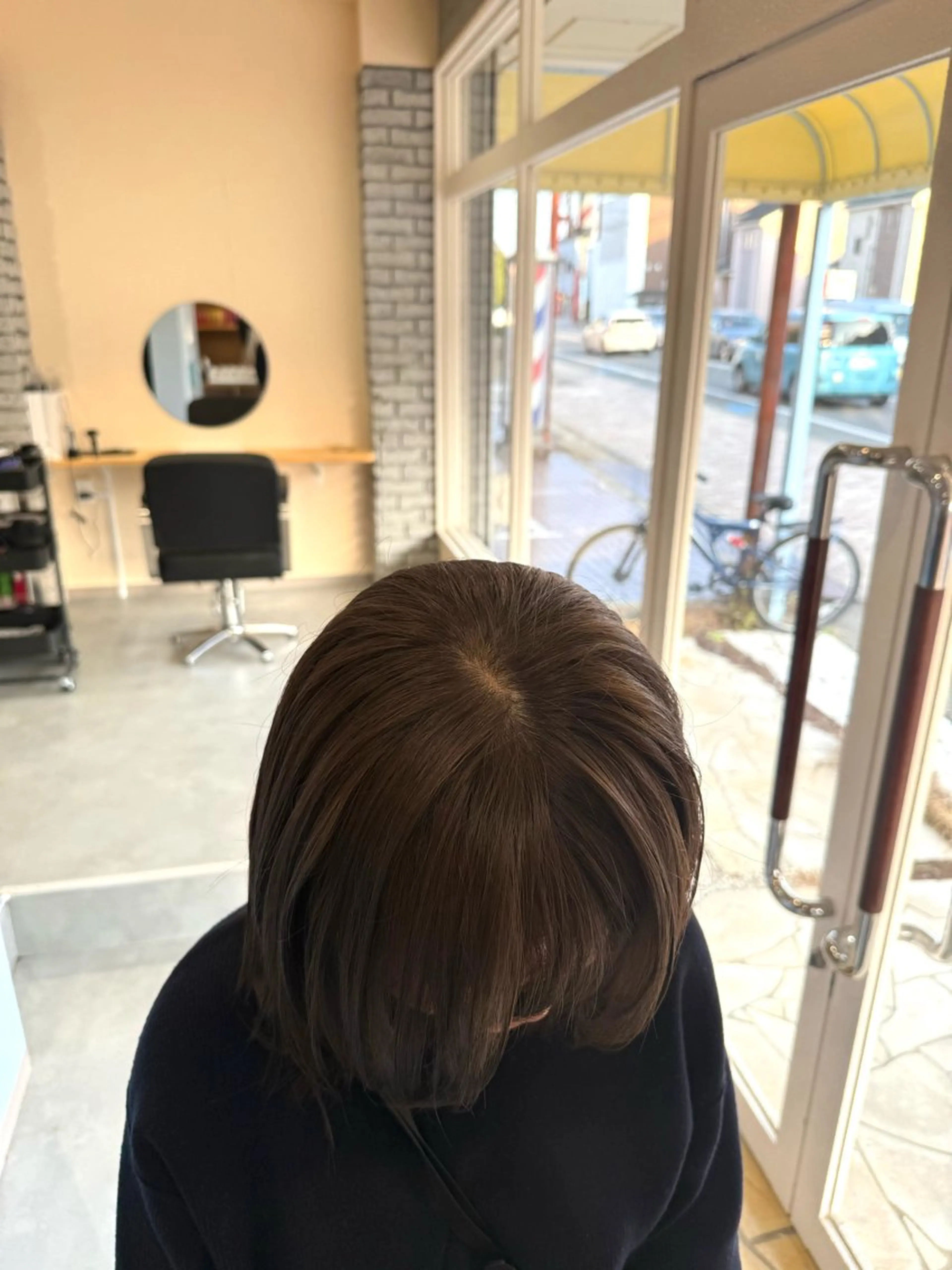 ミディアム カット ヘアカラー トリートメント 透明感カラー🫧 🍒似合わせカットのヘアスタイル