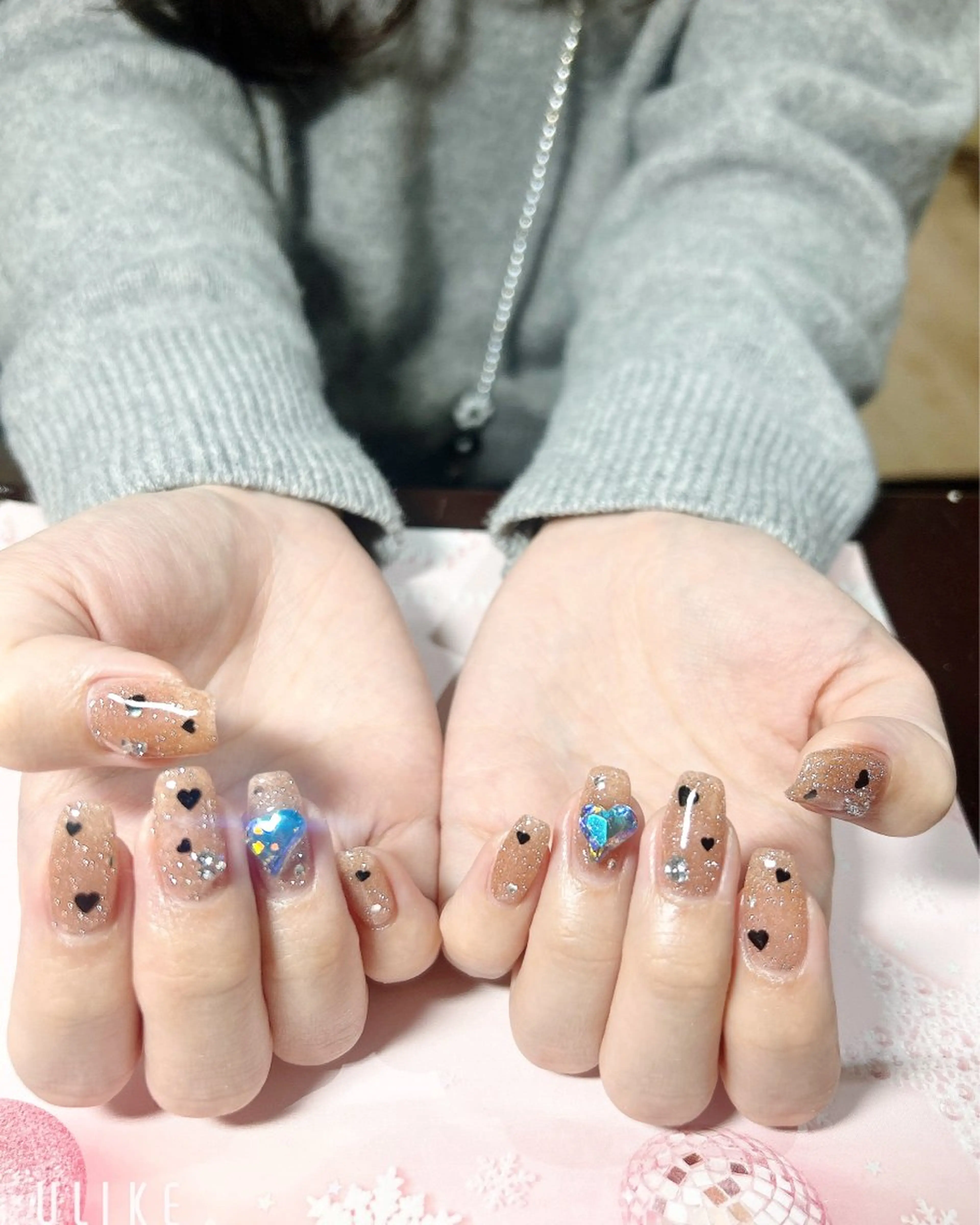 ネイル ハート ハンドネイル 吉野✨ ネイルデザイナー✨のネイルデザイン