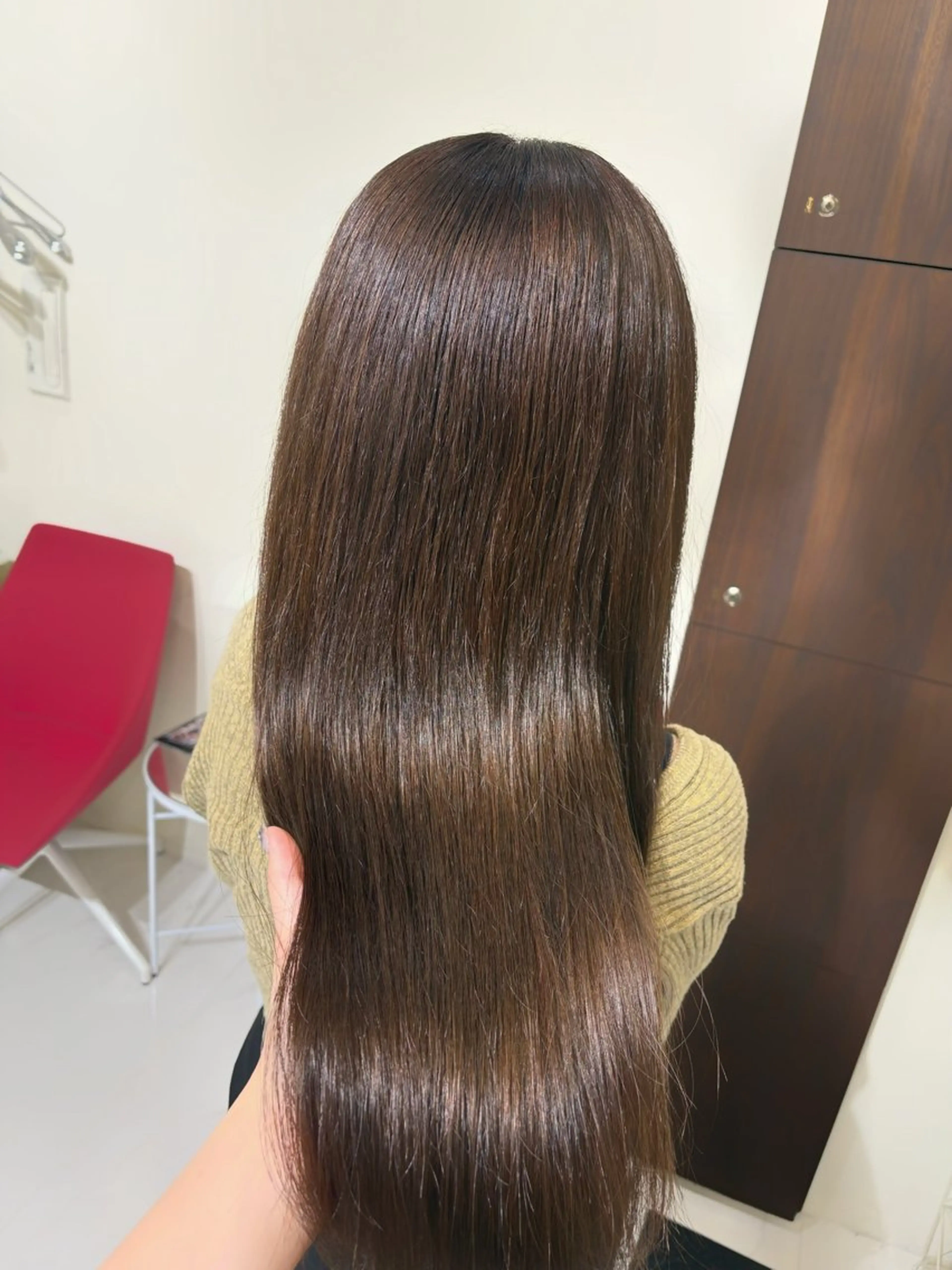 カラー 髪質改善 ヘアカラー トリートメント momo🍑/顔周り カット/透明感カラーのヘアスタイル