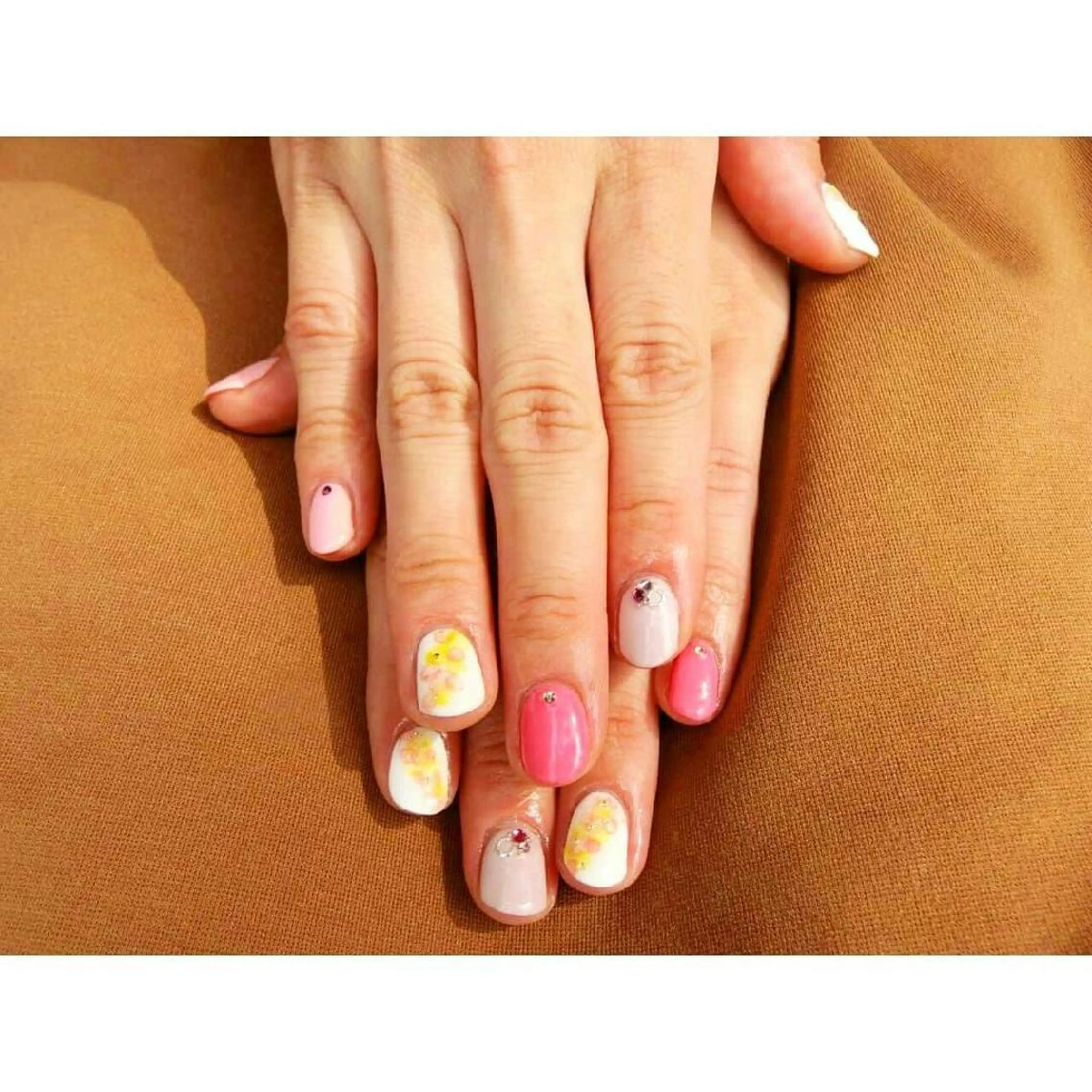 ネイル 痛ネイル/ワンホン/ フィルイン/長さだしのネイルデザイン