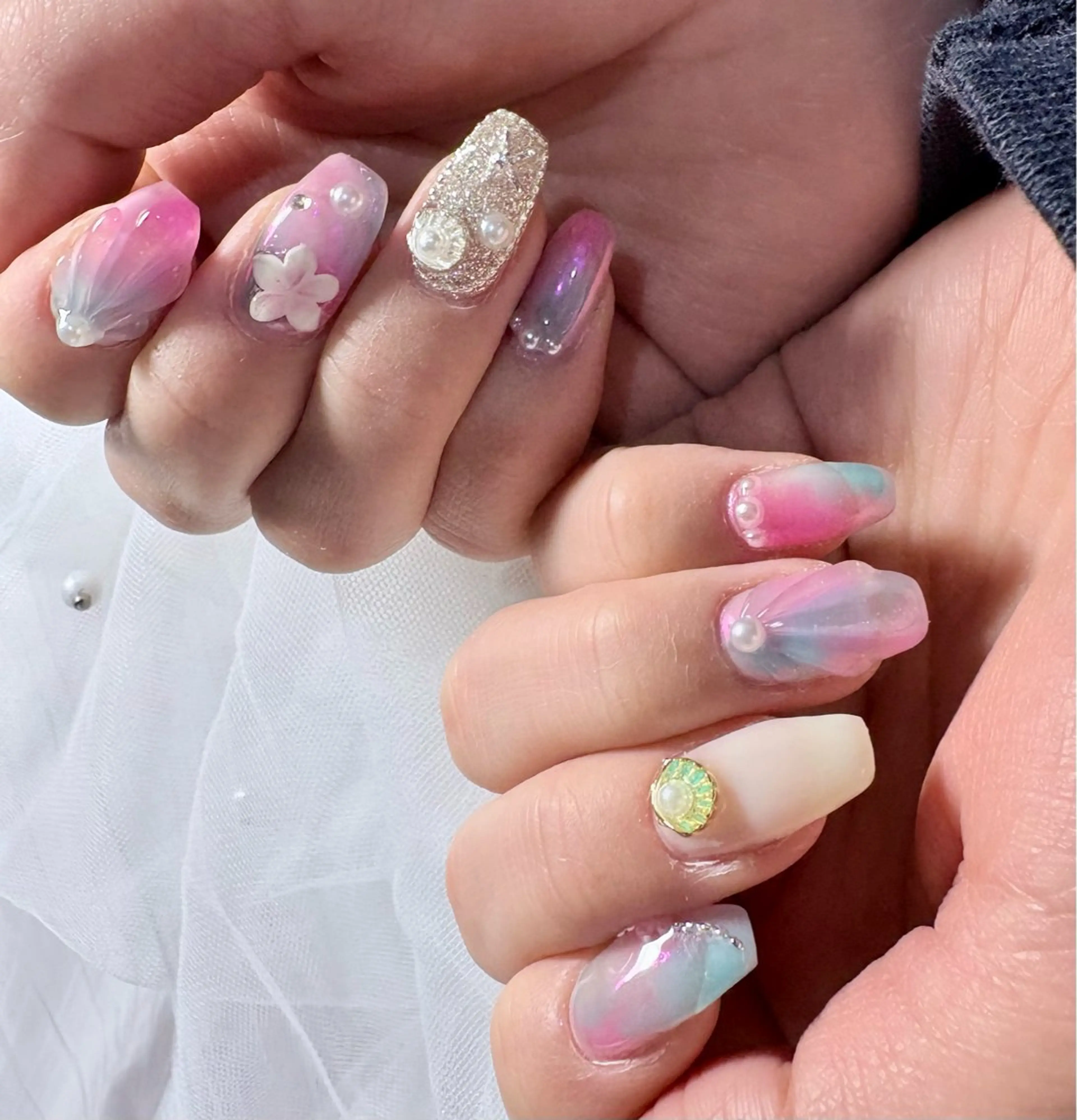 ネイル ハンドネイル 山科駅徒歩3分❣️ 代表　紗恵子のネイルデザイン