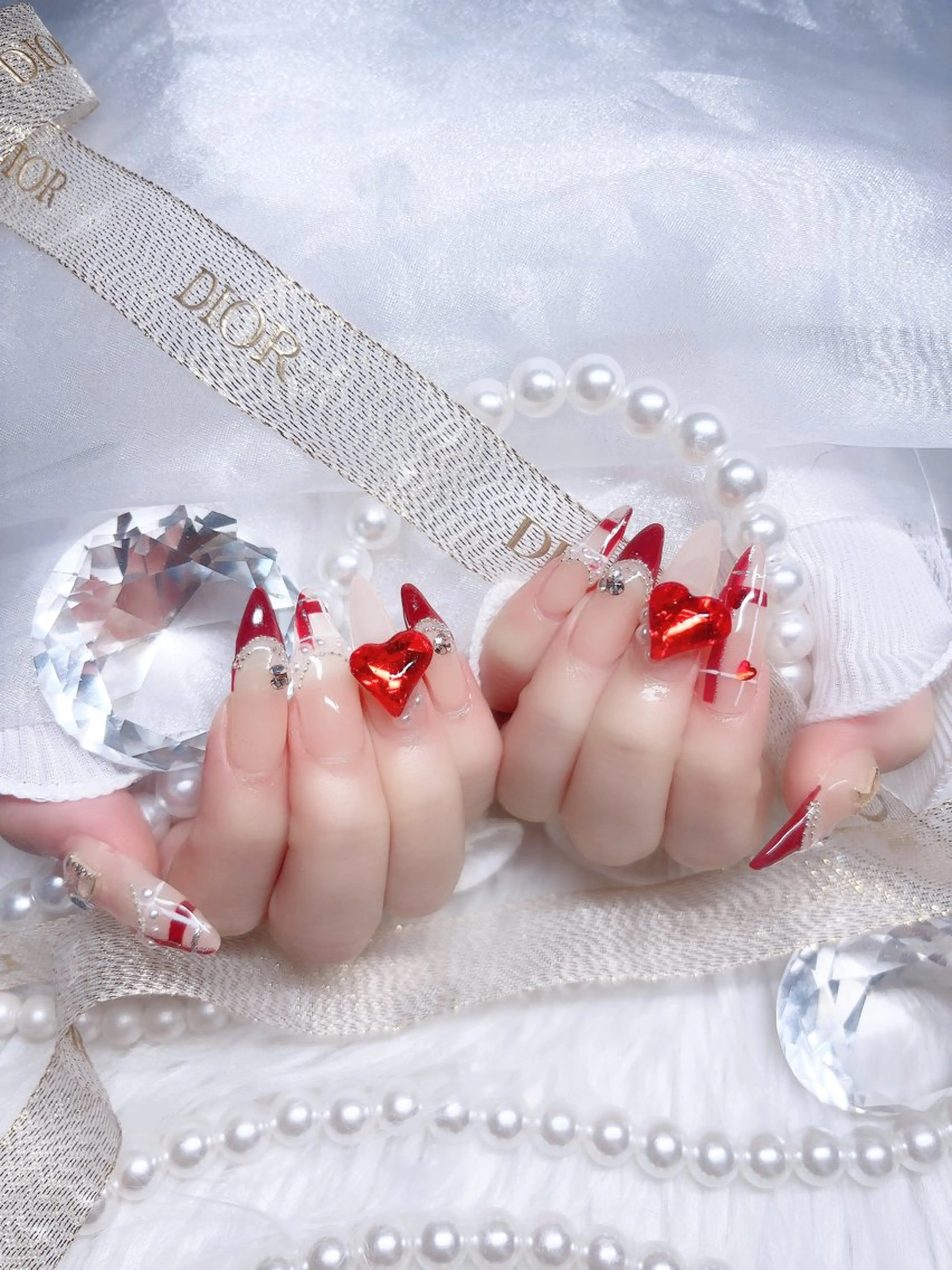 ネイル オーロラネイル 成人式 フットネイル 韓国ネイル ロングネイル Yudia🦋 azuのネイルデザイン