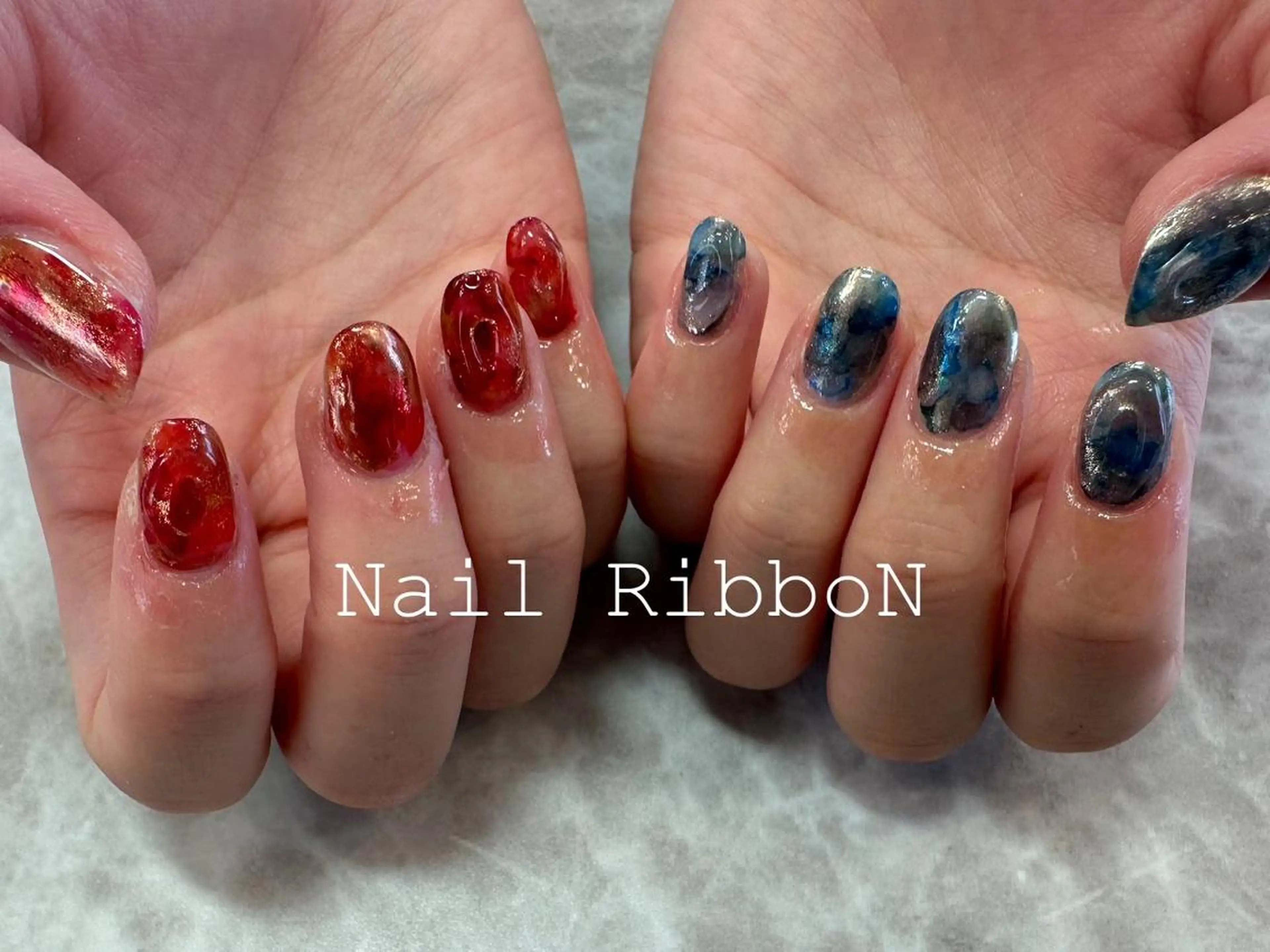 ネイル ネイルリボン 受付スタッフのネイルデザイン
