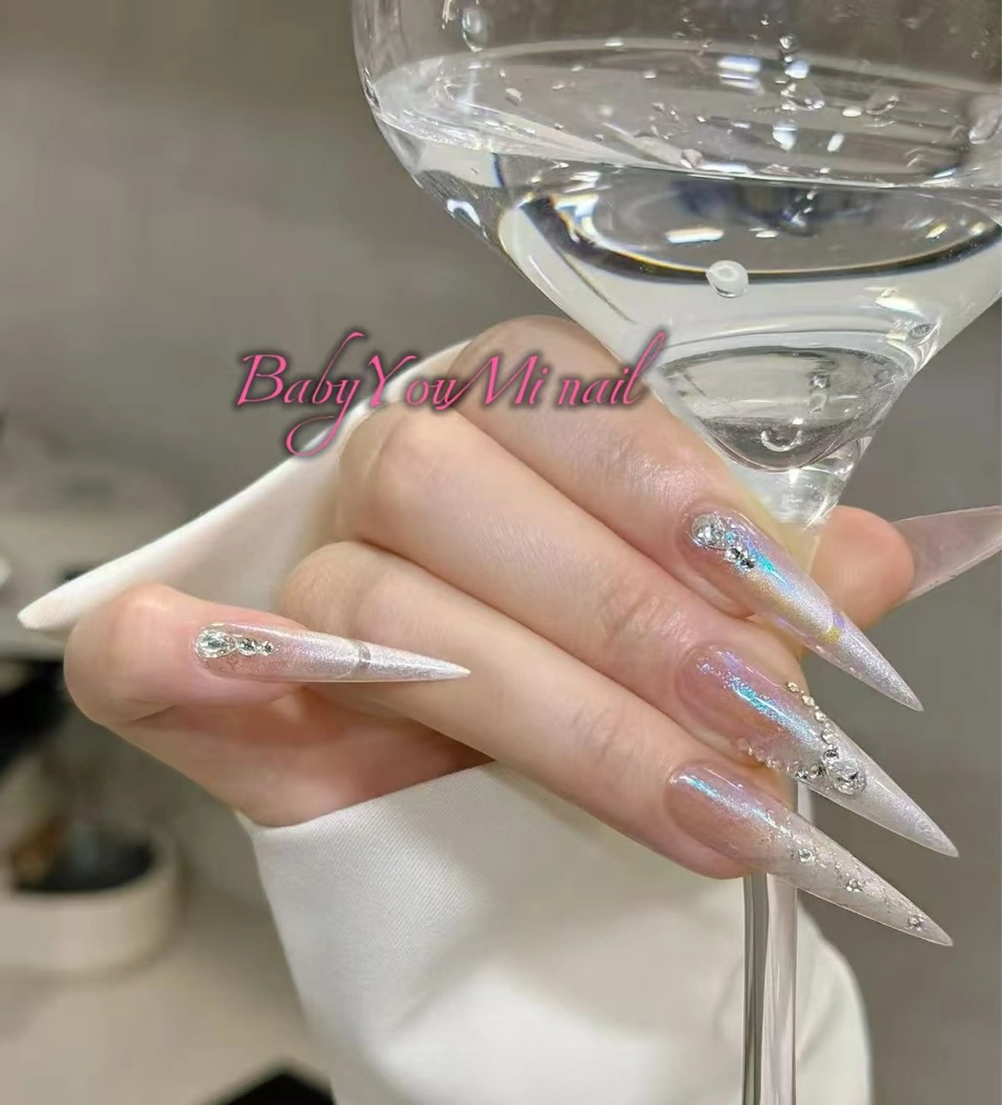 ネイル オーロラネイル フラワーネイル フットネイル フレンチネイル ジェルネイル ハンドネイル BabyYouMi ねねのネイルデザイン