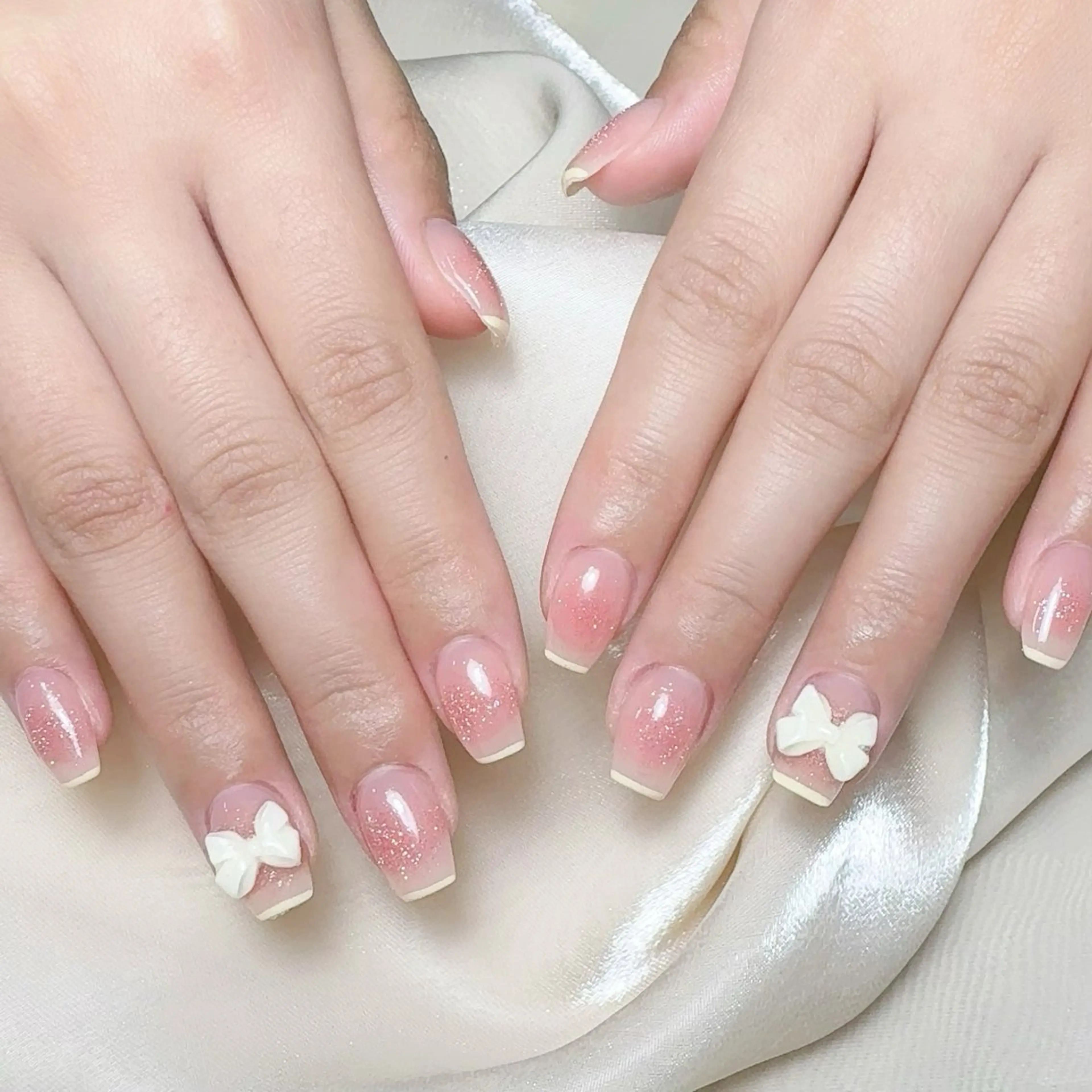 メンズ ネイル メンズ韓国風 アートネイル オーロラネイル ガーリー キラキラネイル ハンドネイル Nail salon 木にいるのネイルデザイン