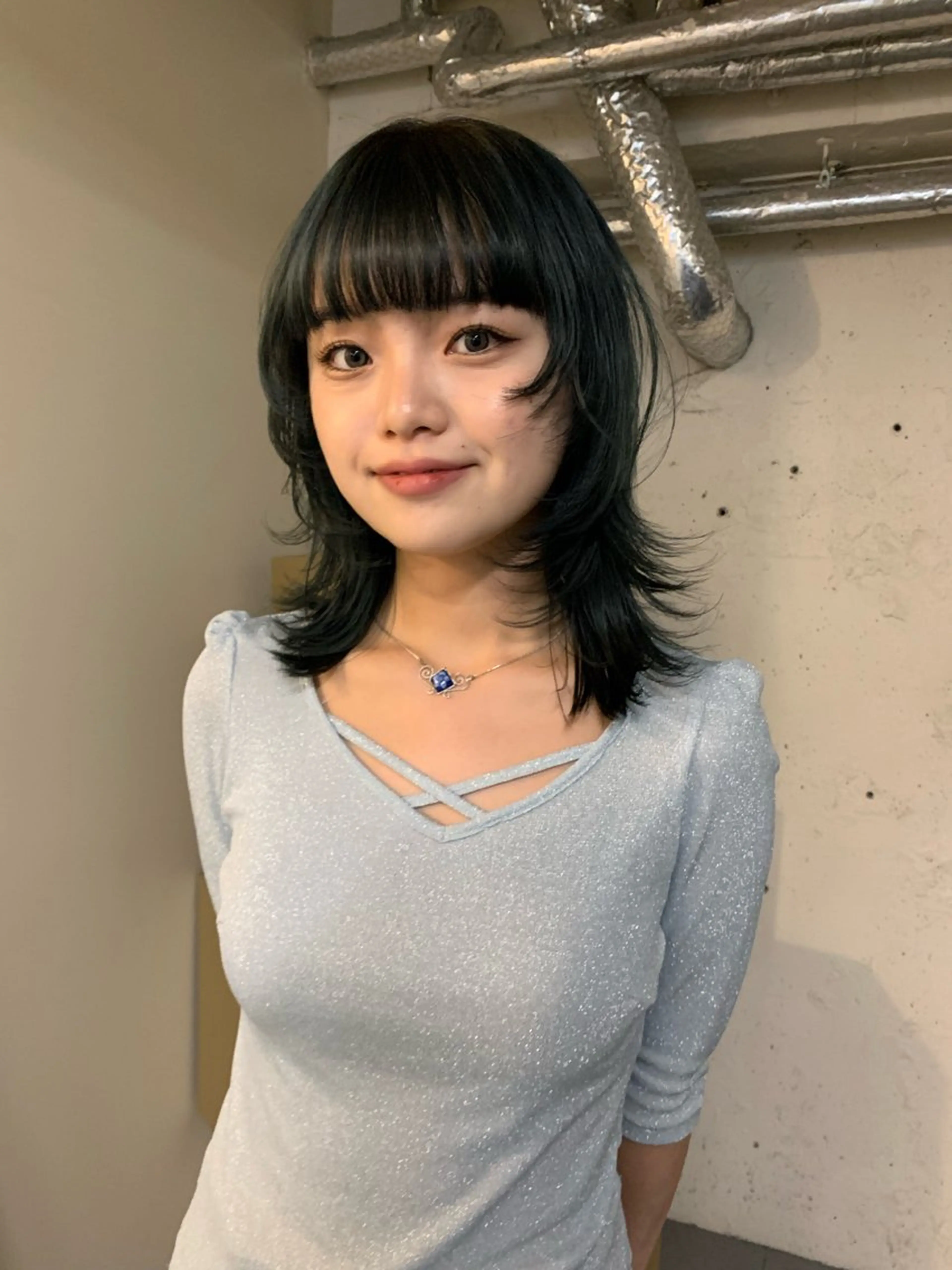 ミディアム カラー ハッシュカット/ MAYAのヘアスタイル