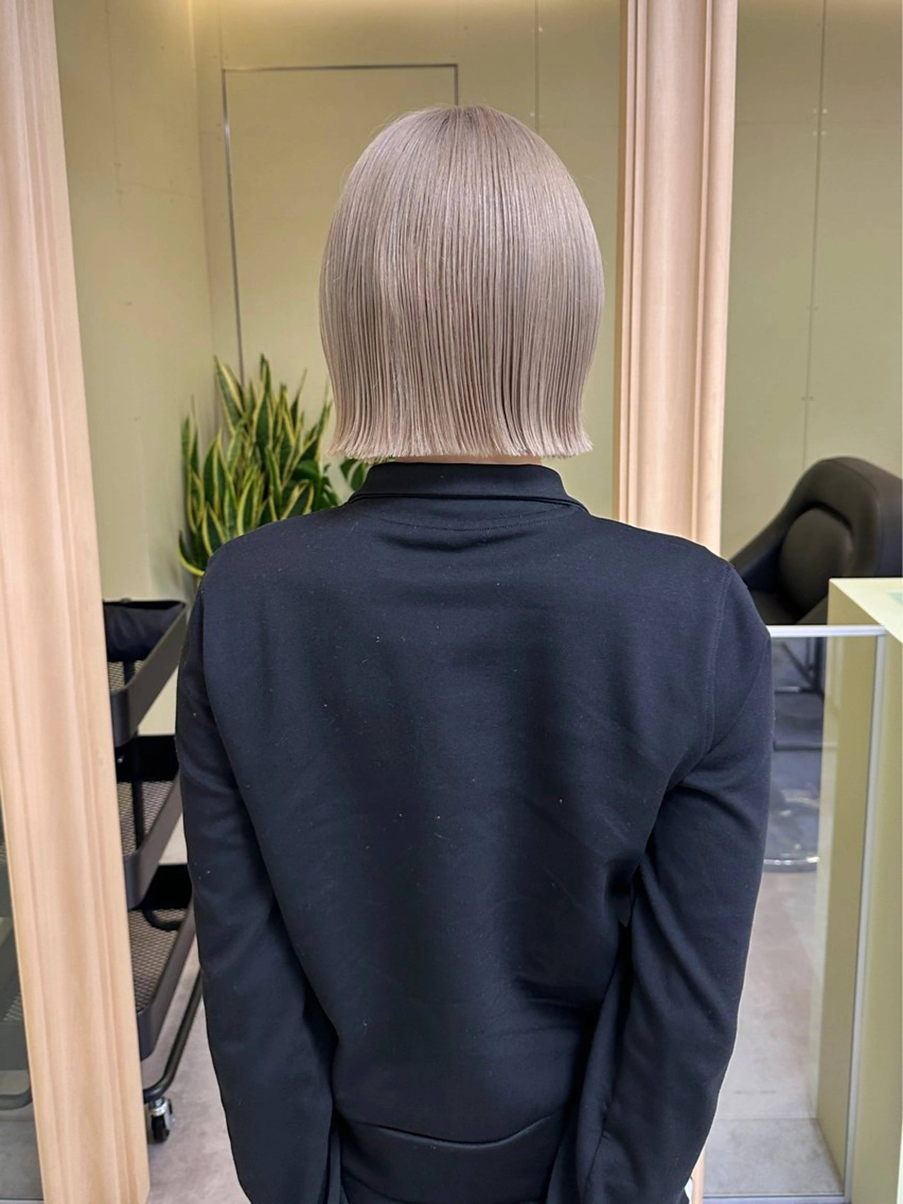 ショート カット ヘアカラー トリートメント ボブ/ぱつっとボブ/ 谷口 海星のヘアスタイル