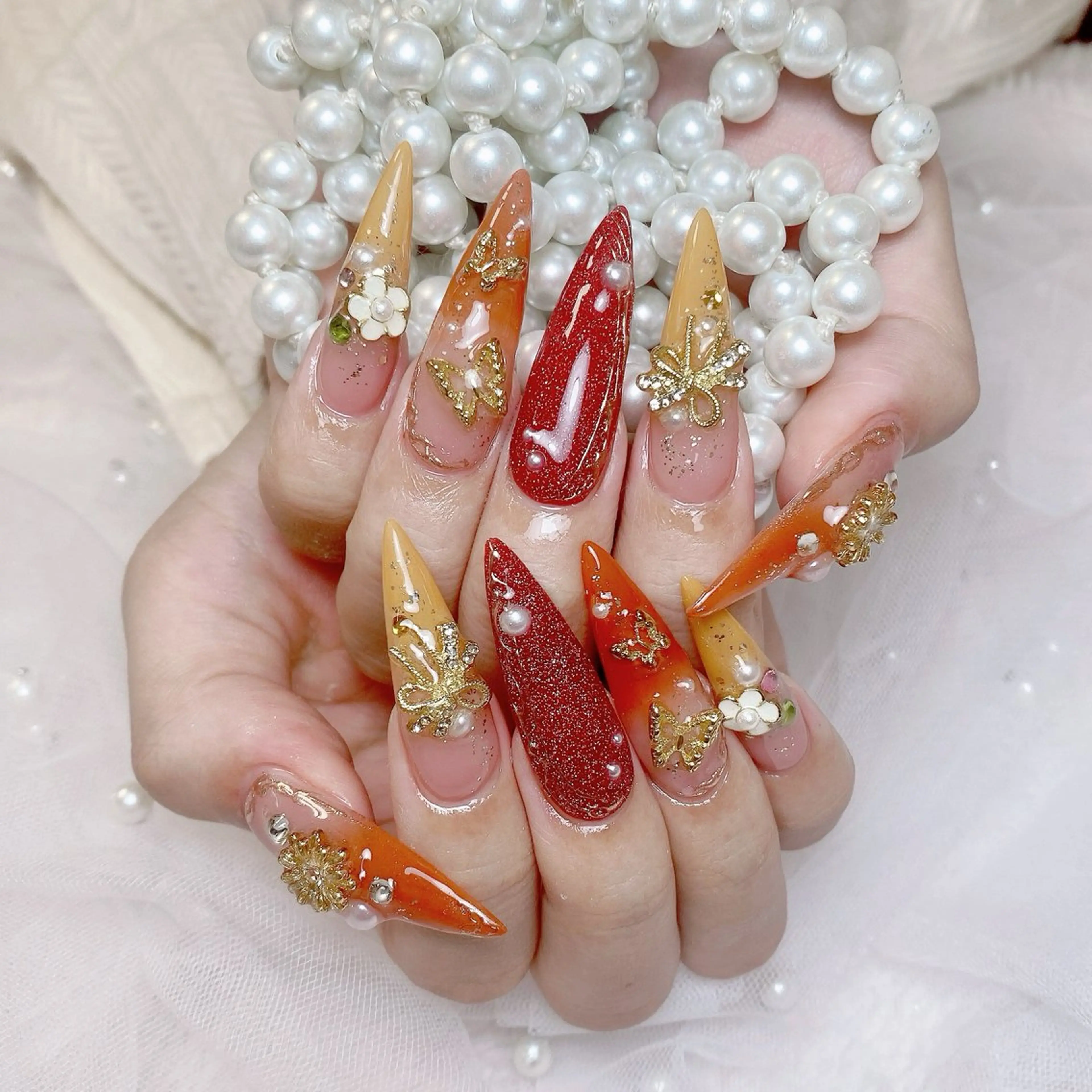 ネイル フレンチネイル ジェルネイル ハート 韓国ネイル マグネットネイル ハンドネイル ネイルサロン lotusのネイルデザイン