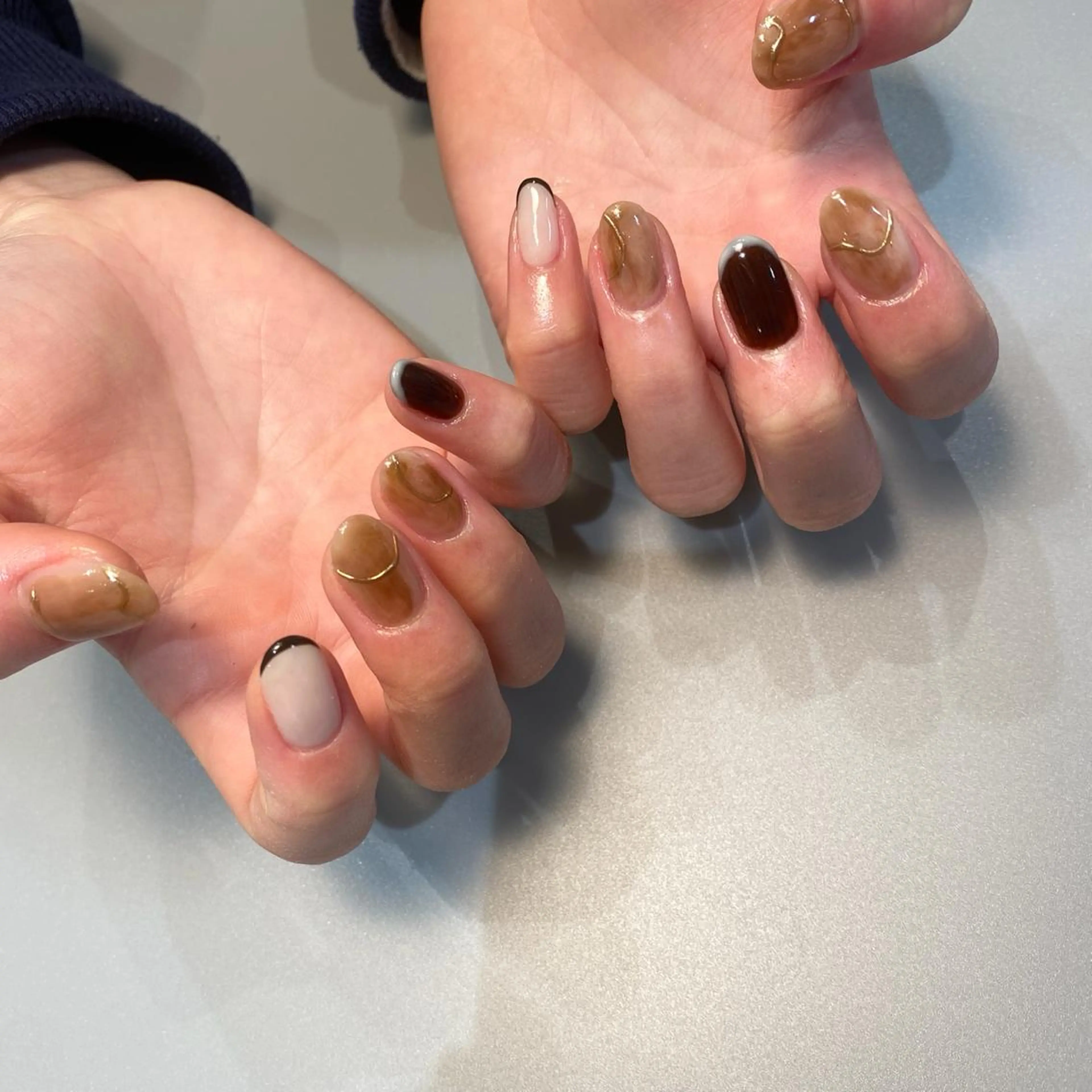 ネイル ハンドネイル NINEnami ニュアンスネイルのネイルデザイン