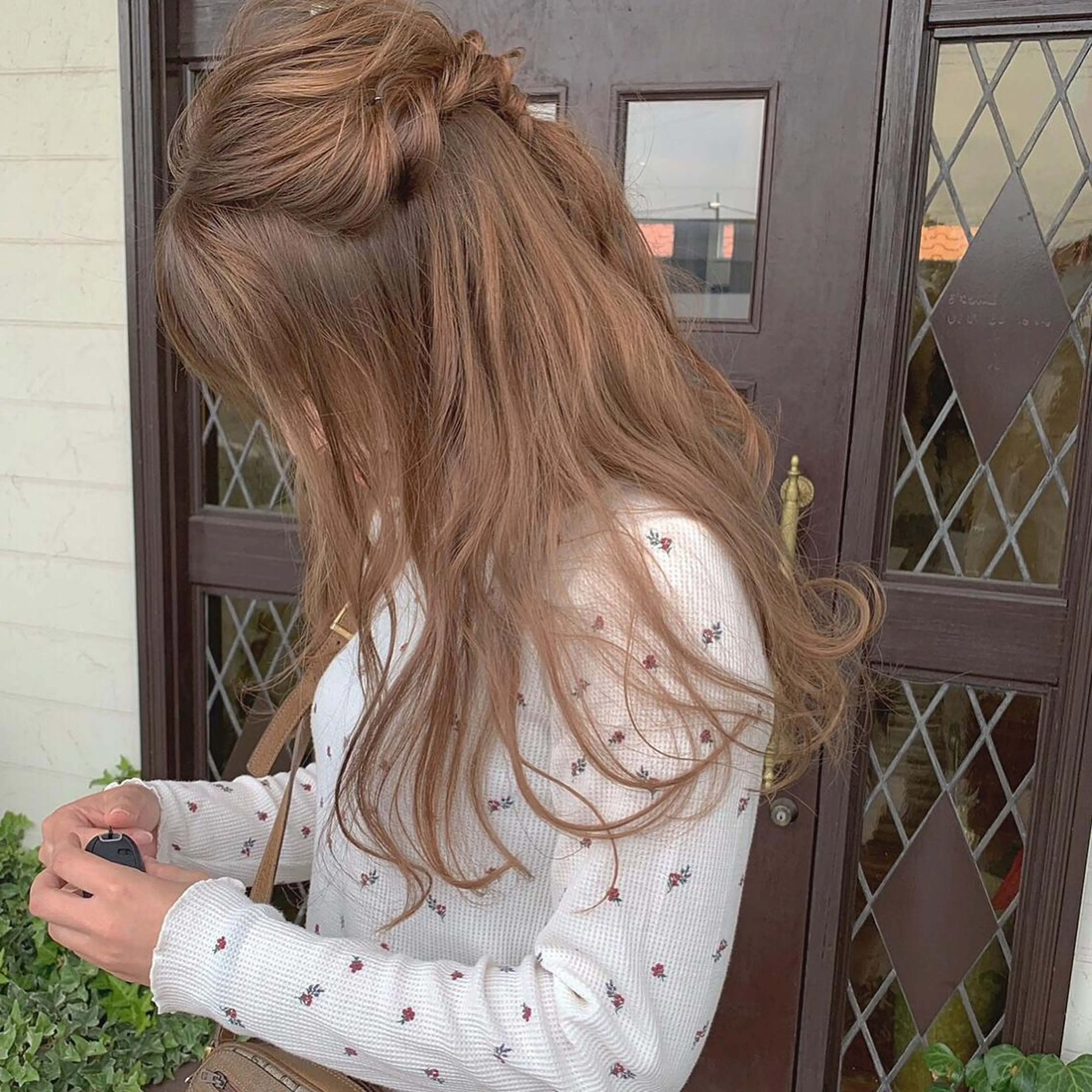 ロング カラー カット ヘアカラー 江原 彩華のヘアスタイル