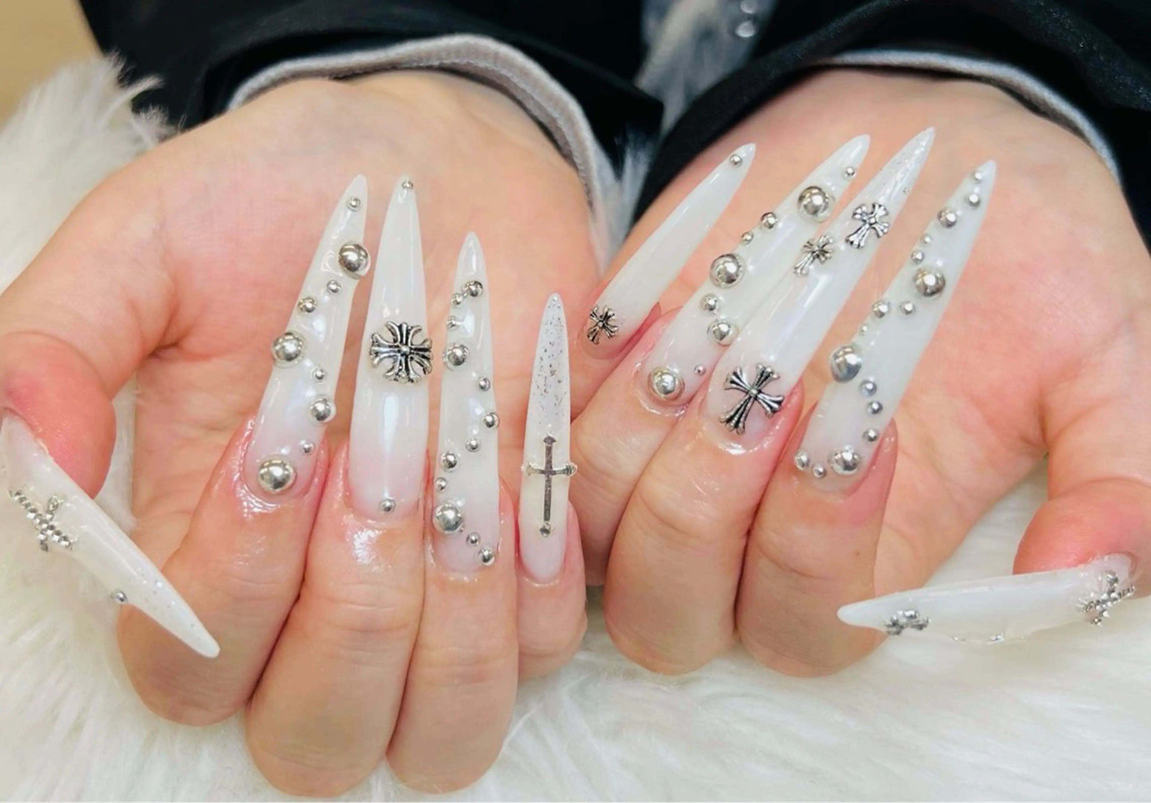 ネイル チークネイル 長さ出し フットネイル マグネットネイル 持ち込み ANH NAIL ゴテゴテ専門店💎のネイルデザイン