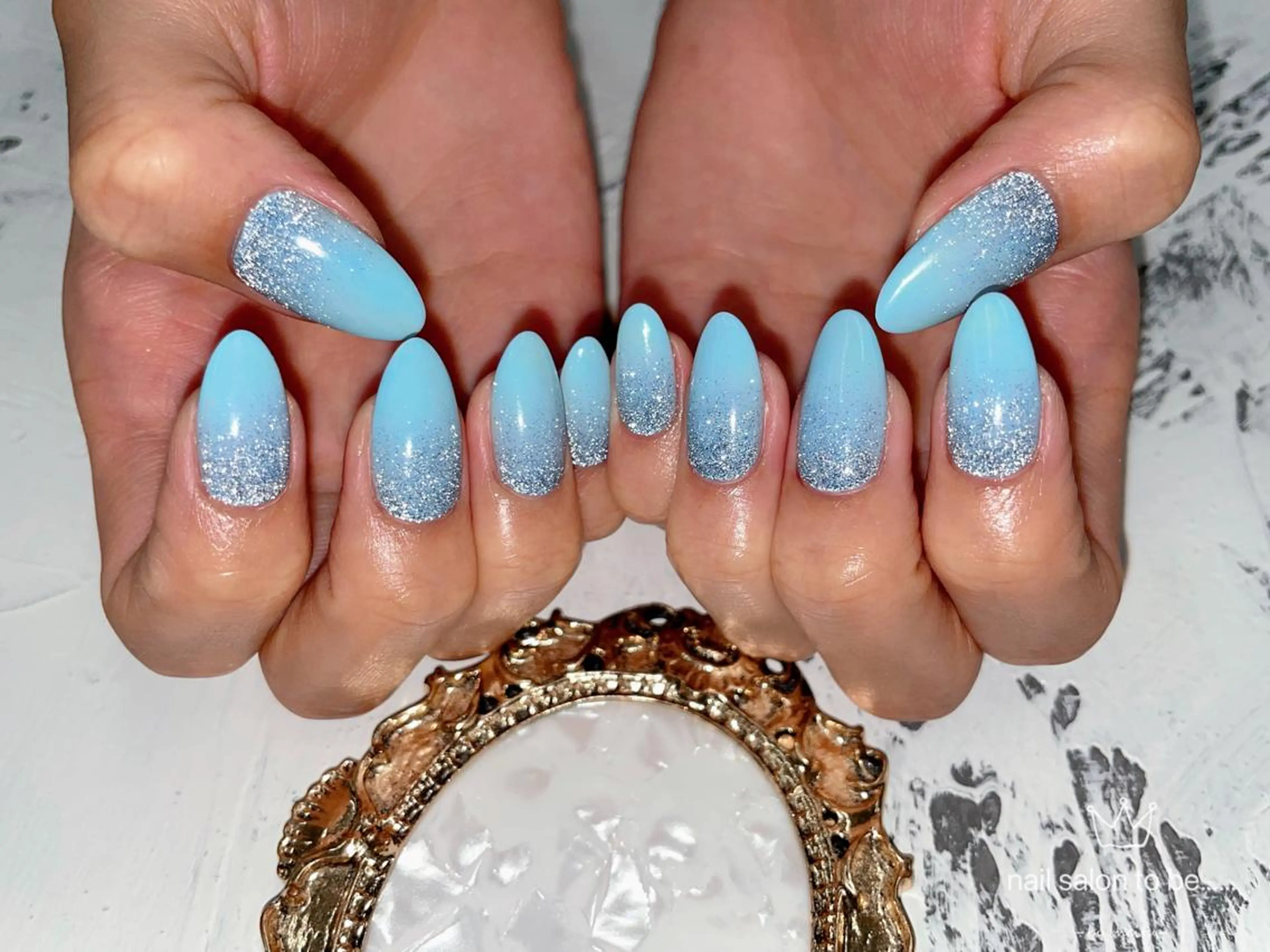 ネイル フラッシュネイル グラデーション Nail Salon To Beのネイルデザイン