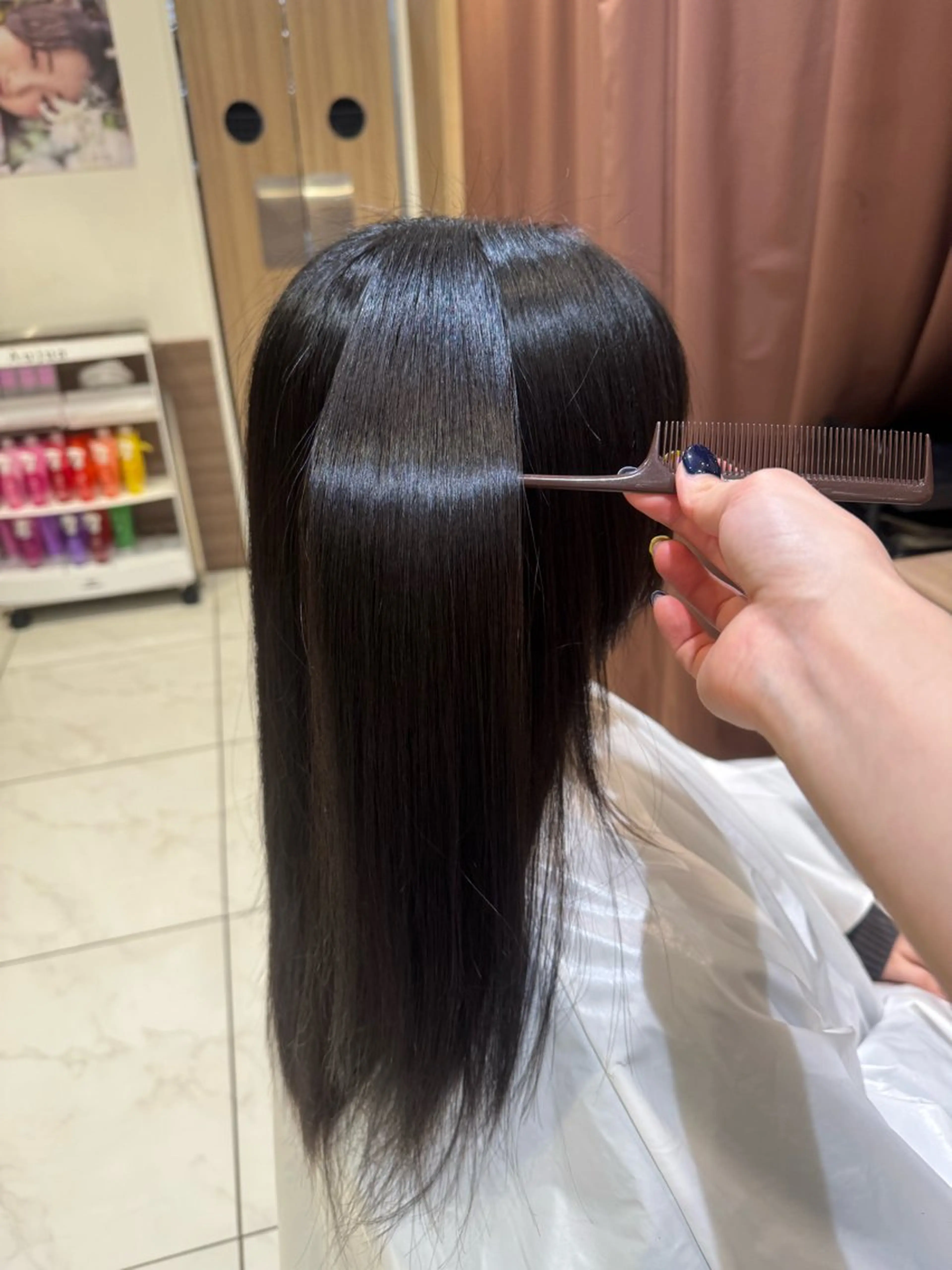 ロング 縮毛矯正 奥寺 沙菜のヘアスタイル