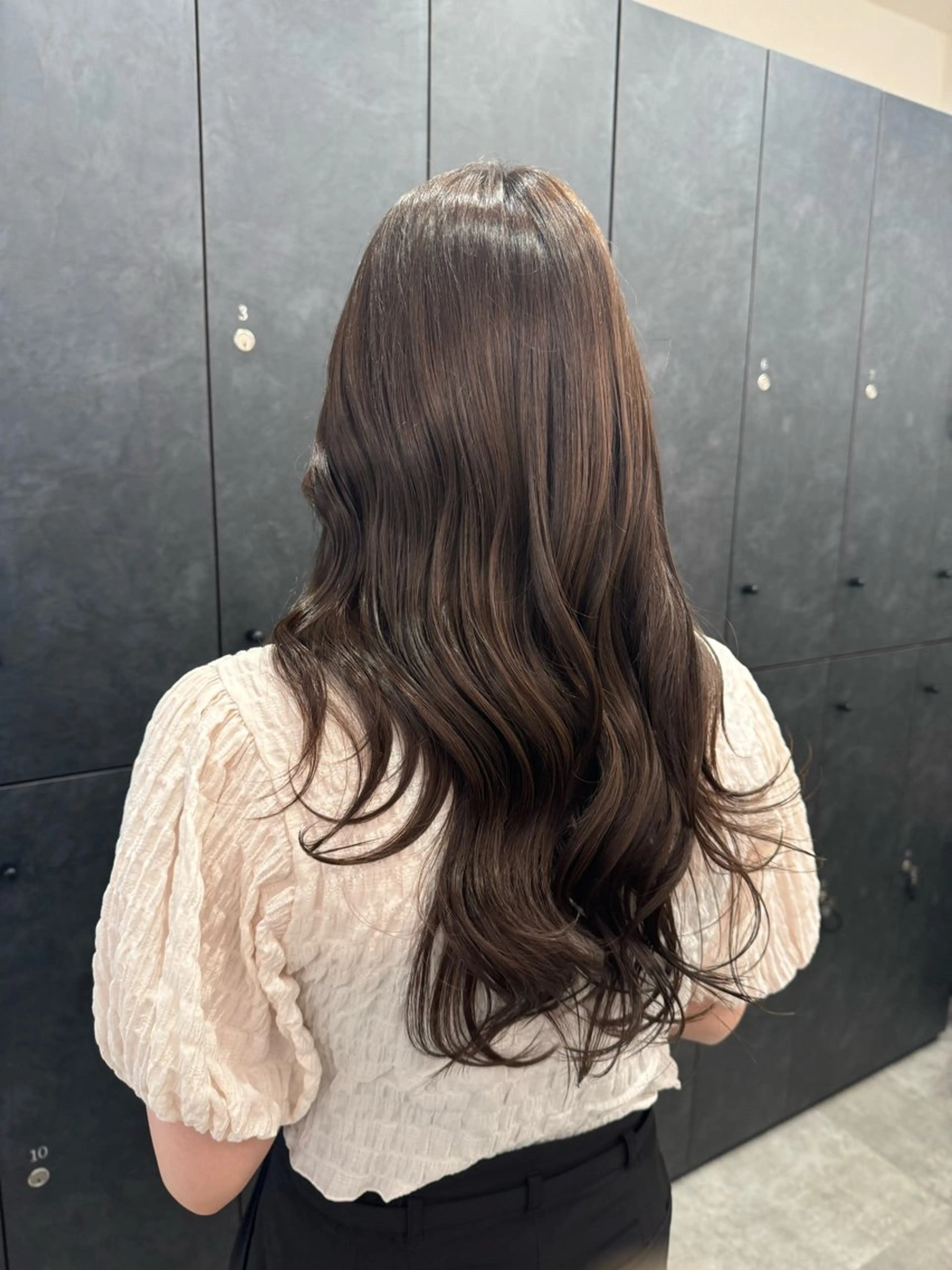 ロング ヘアカラー トリートメント 藤原 凜香のヘアスタイル