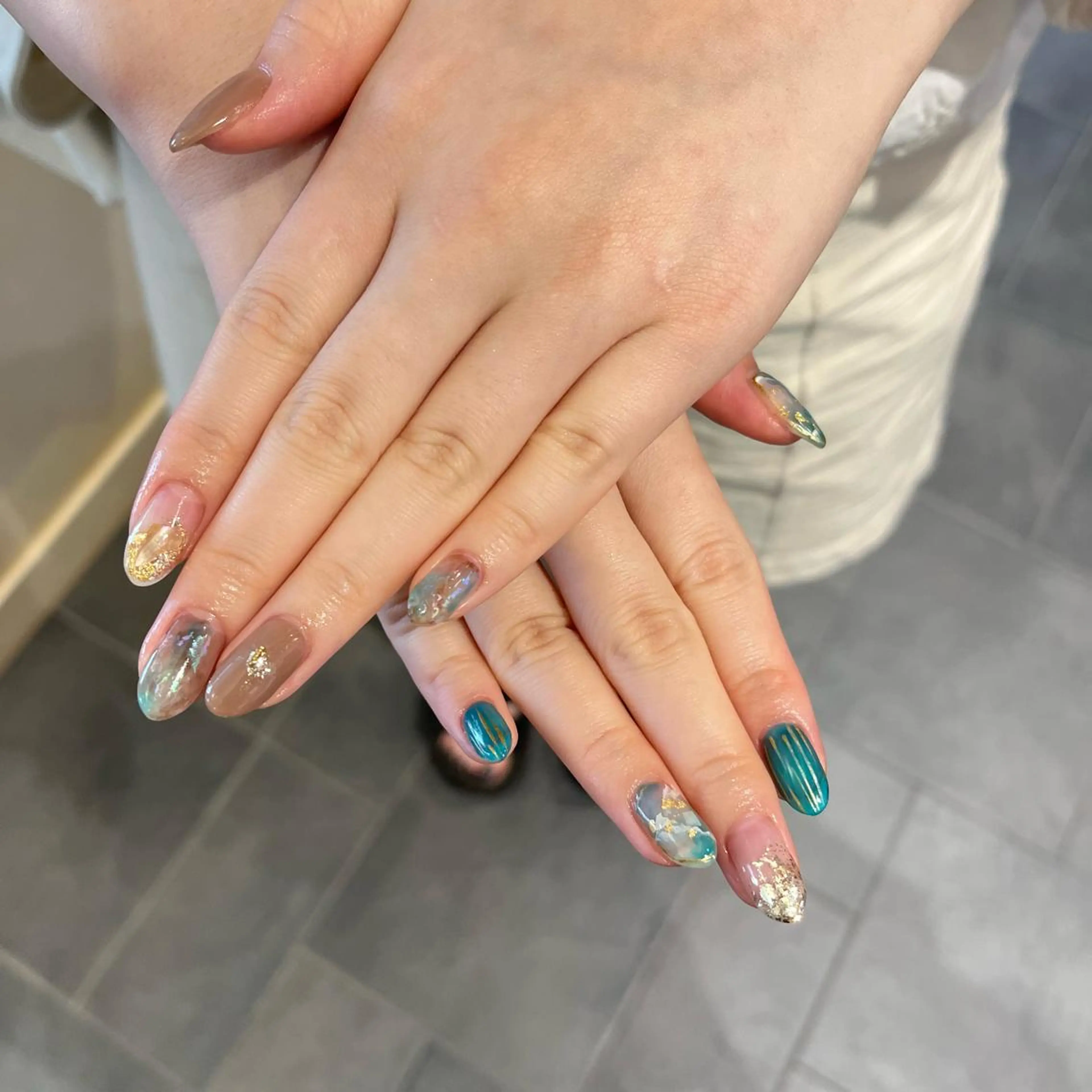 ネイル 鈴木 里奈のネイルデザイン