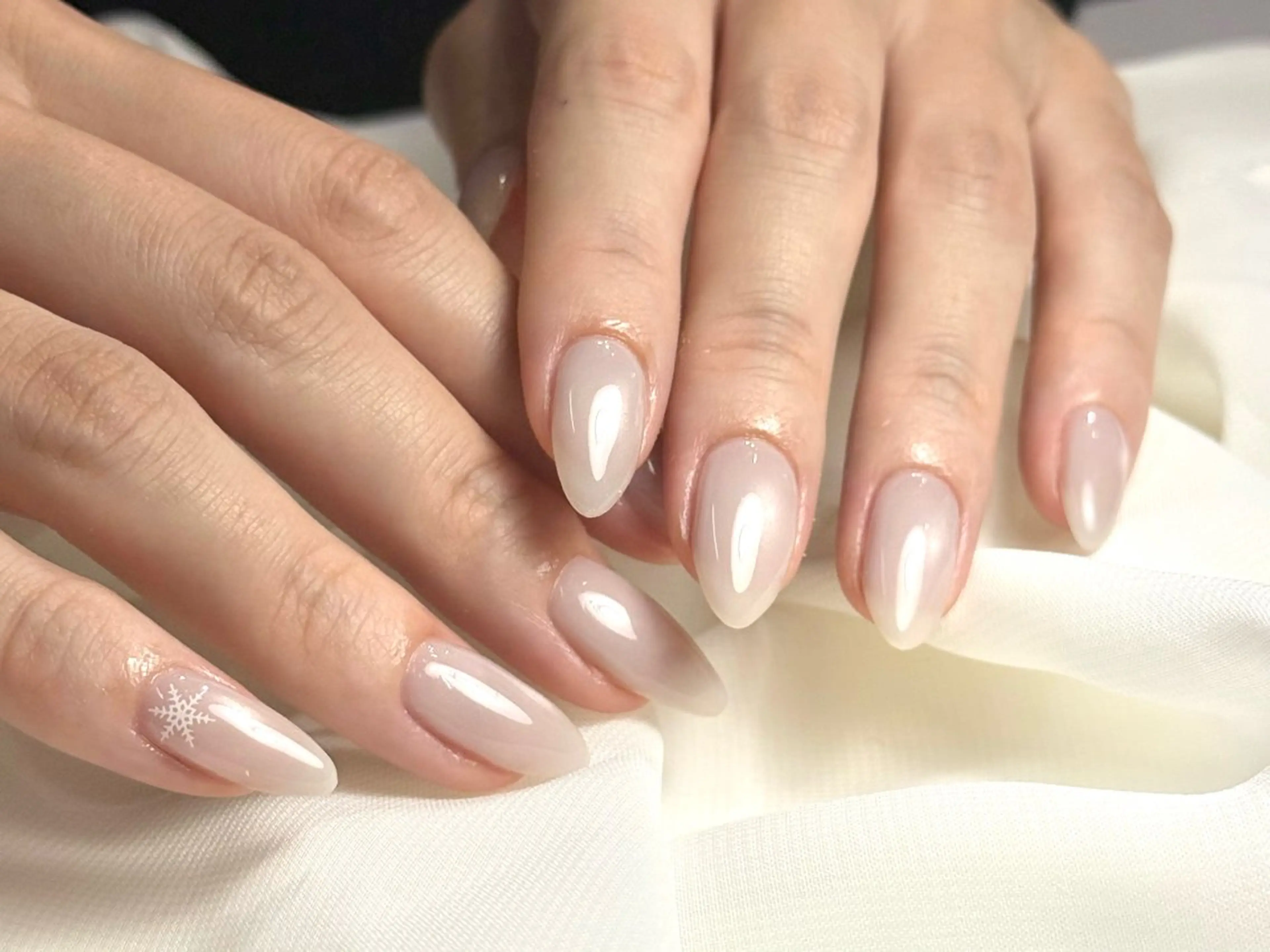 ネイル マグネットネイル PADA HALNAのネイルデザイン