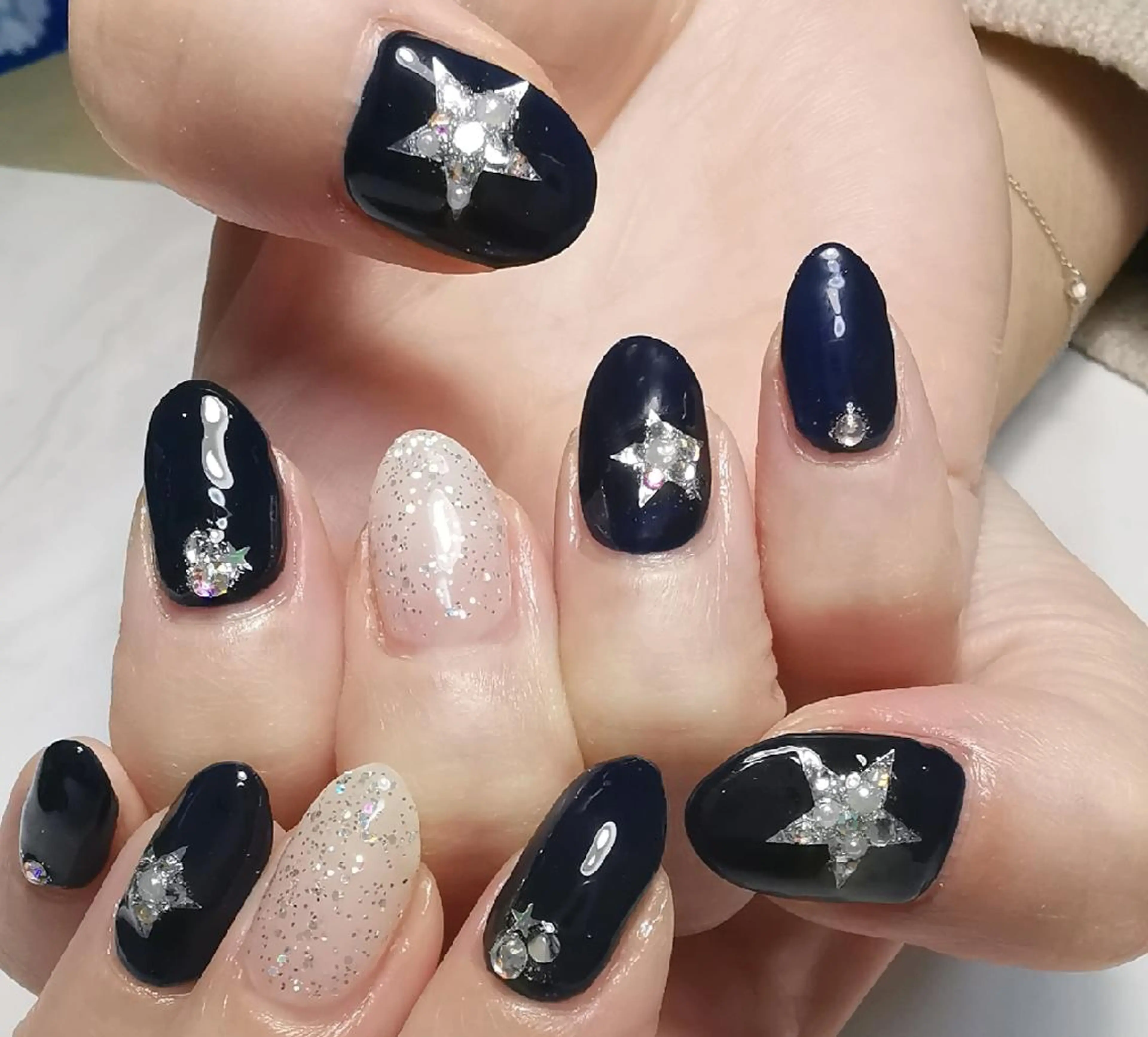 ネイル 冬ネイル クリスマス ハンドネイル reve あやののネイルデザイン