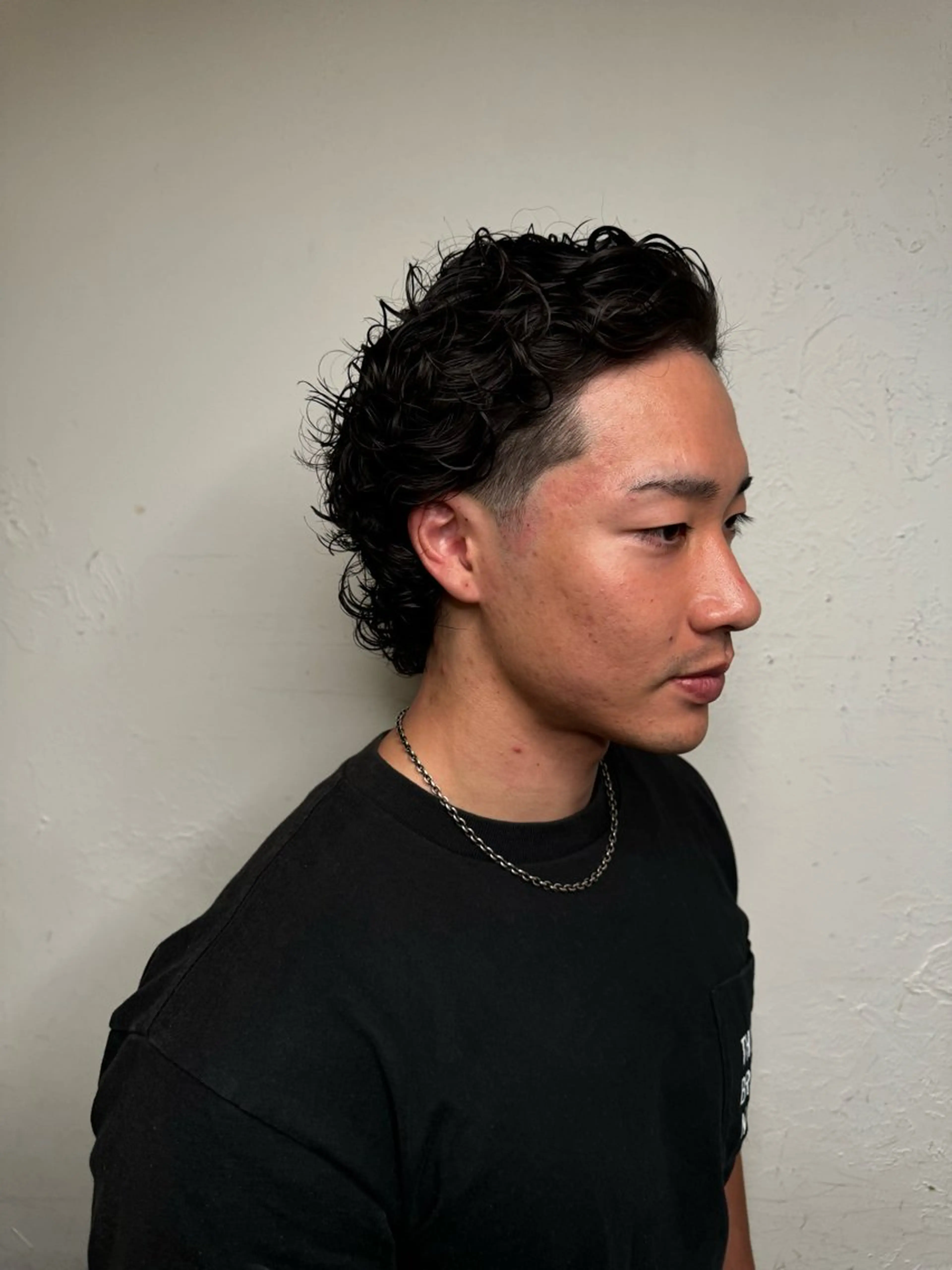 ショート パーマ メンズ センターパート ダウンパーマ フェードカット メンズハイライト メンズパーマ カット パーマ トリートメント 💈メンズ特化💈 TASUKUのヘアスタイル