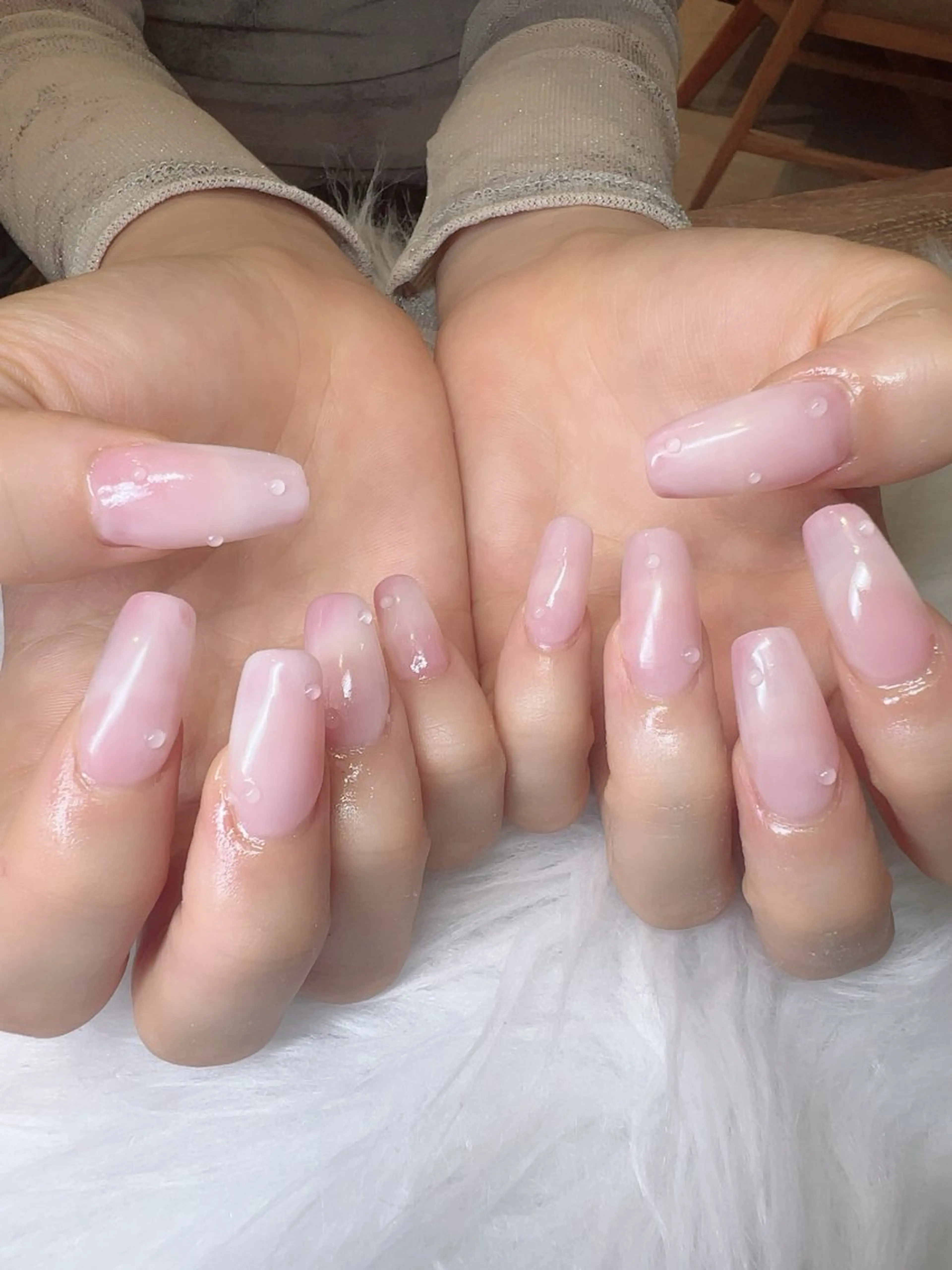 ネイル ジェルネイル 持ち込み ニュアンスネイル パラジェル ハンドネイル 若狭 早希のネイルデザイン